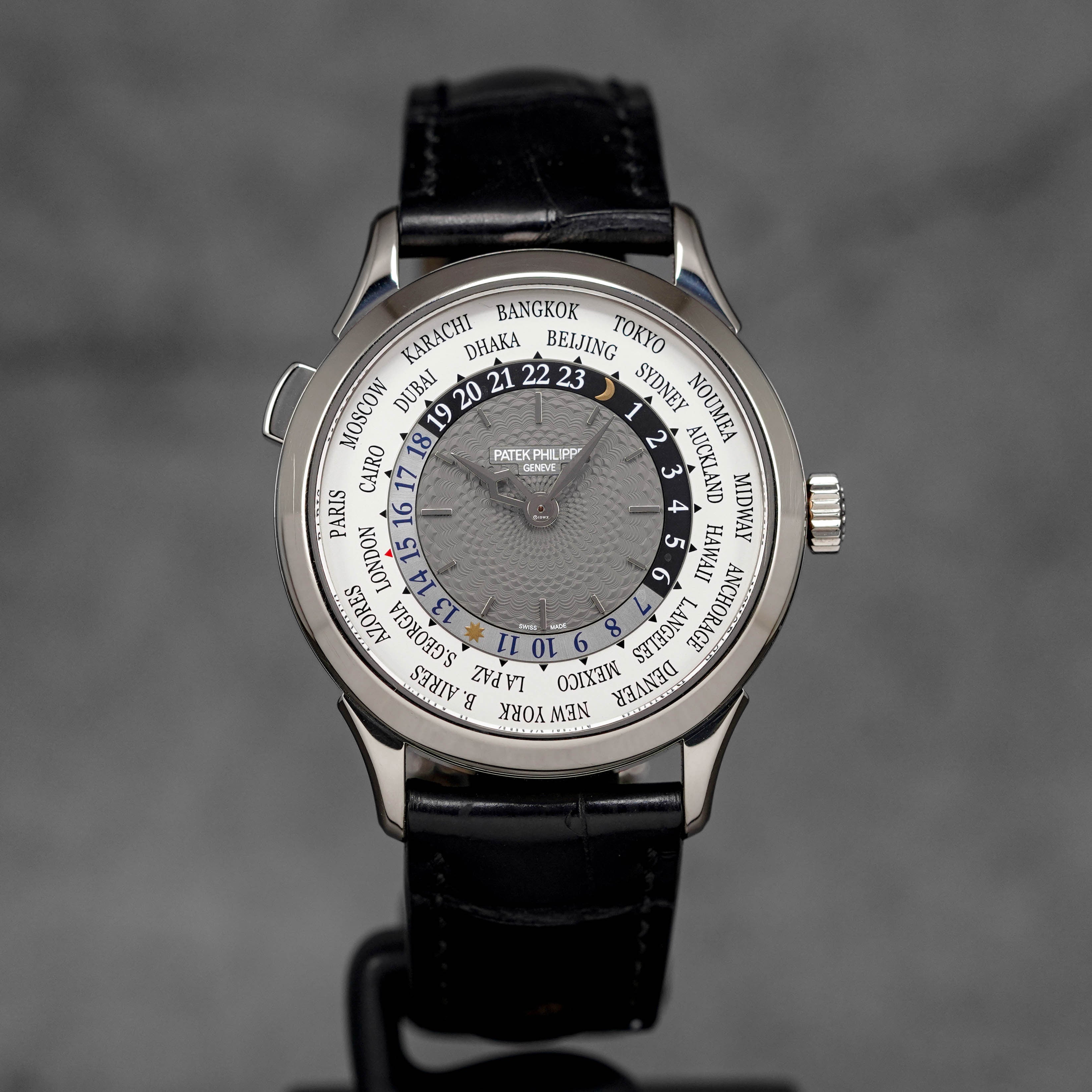 Harga Patek Philippe Complications 5230G Grey