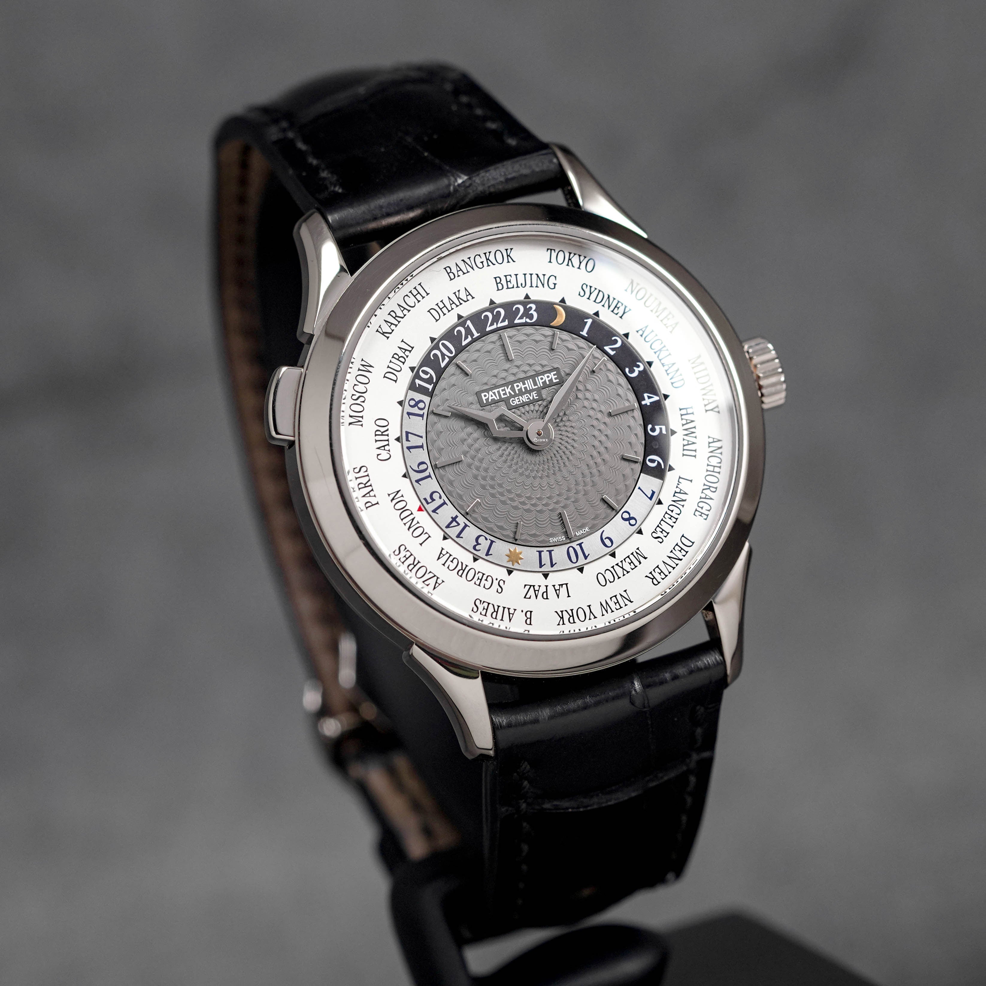 Harga Patek Philippe Complications 5230G Grey