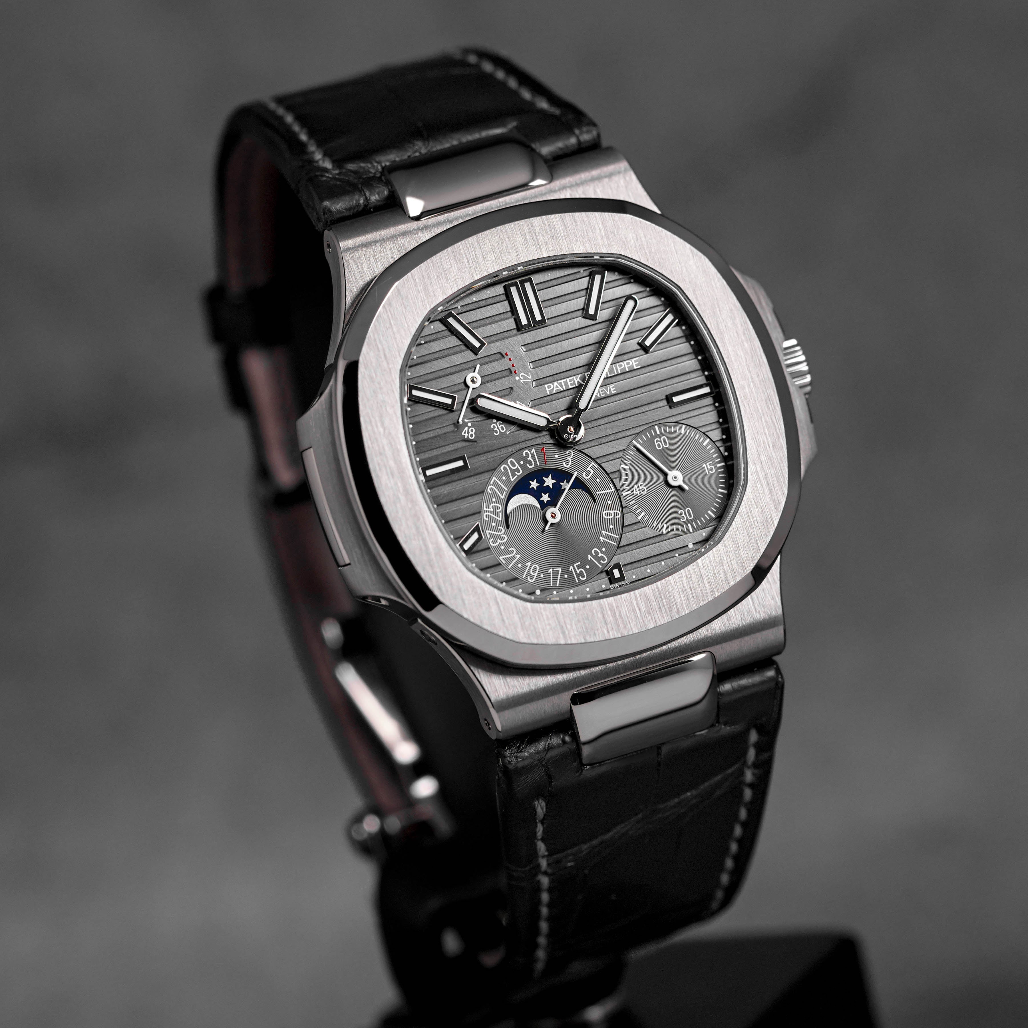 Harga Patek Philippe Nautilus 5712G