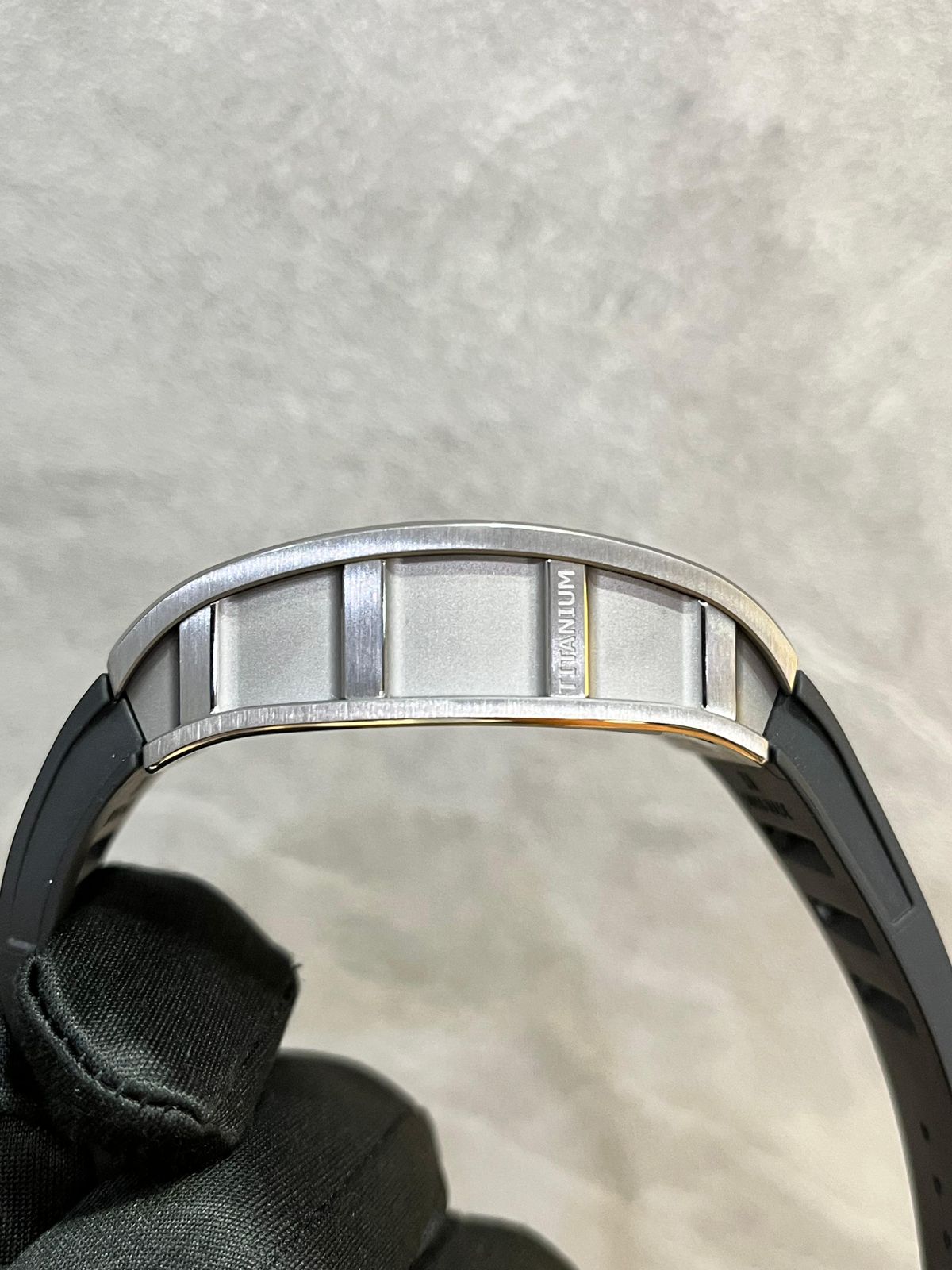 RM 30 TITANIUM (2020)