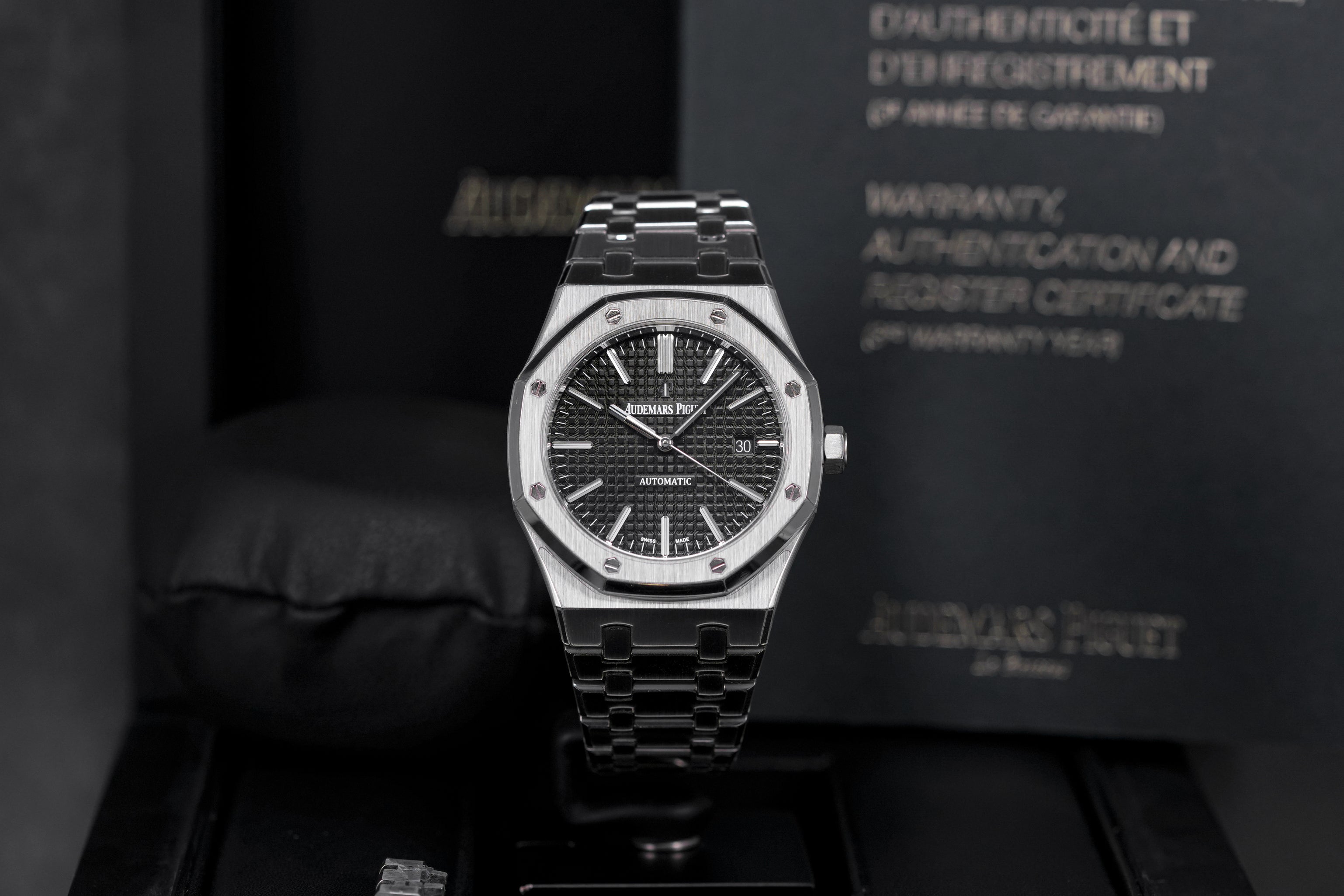 ROYAL OAK 41MM 15400 BLACK DIAL (2016)
