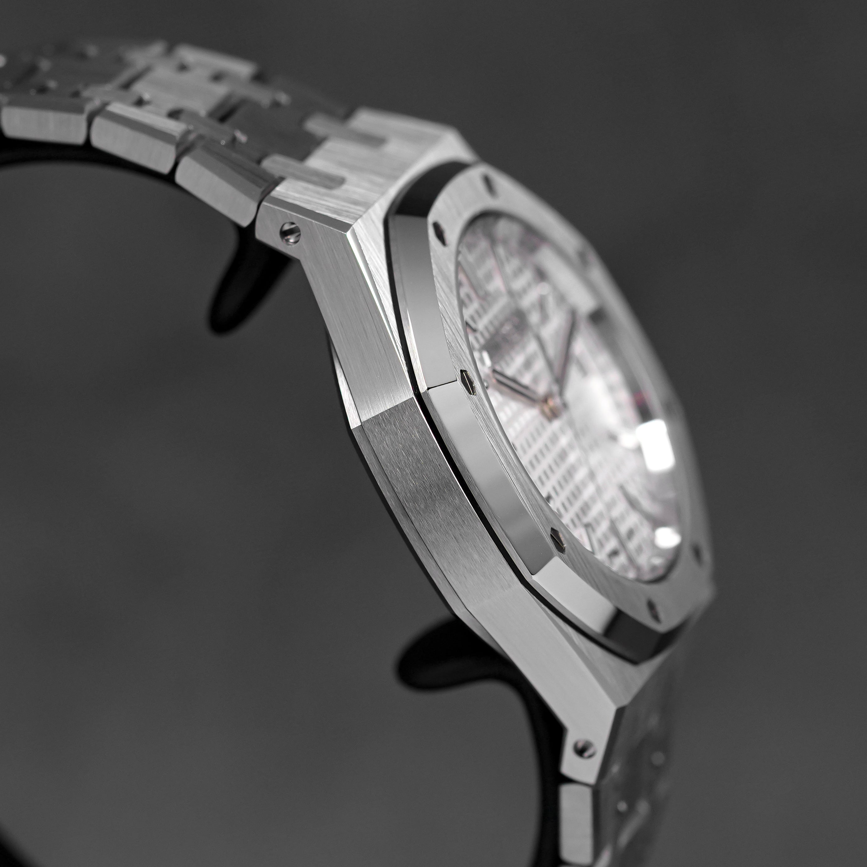 ROYAL OAK 15550ST 50TH ANNIVERSARY 37MM WHITE DIAL (2022)