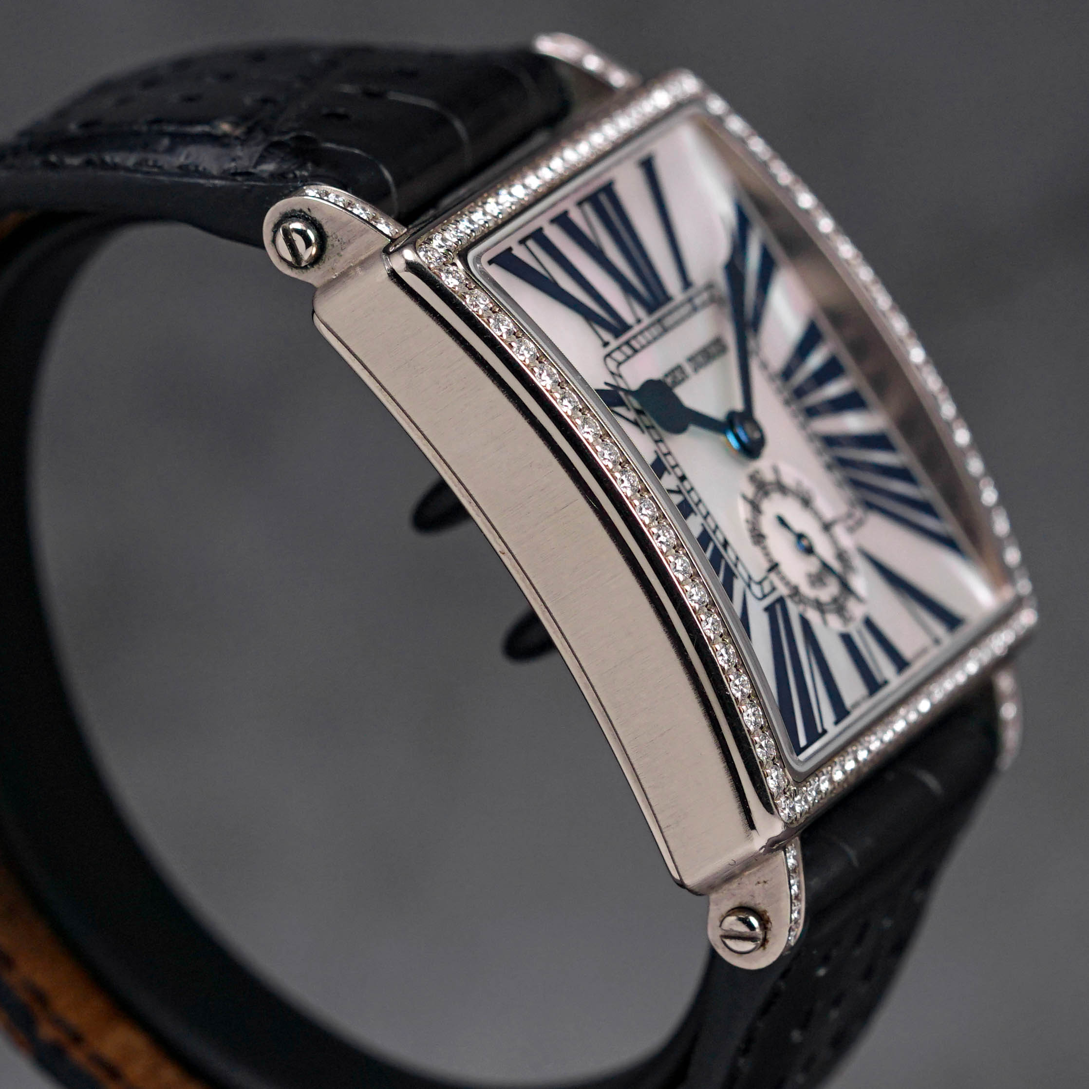 GOLDEN SQUARE WHITEGOLD MOP DIAL DIAMOND BEZEL (2006)