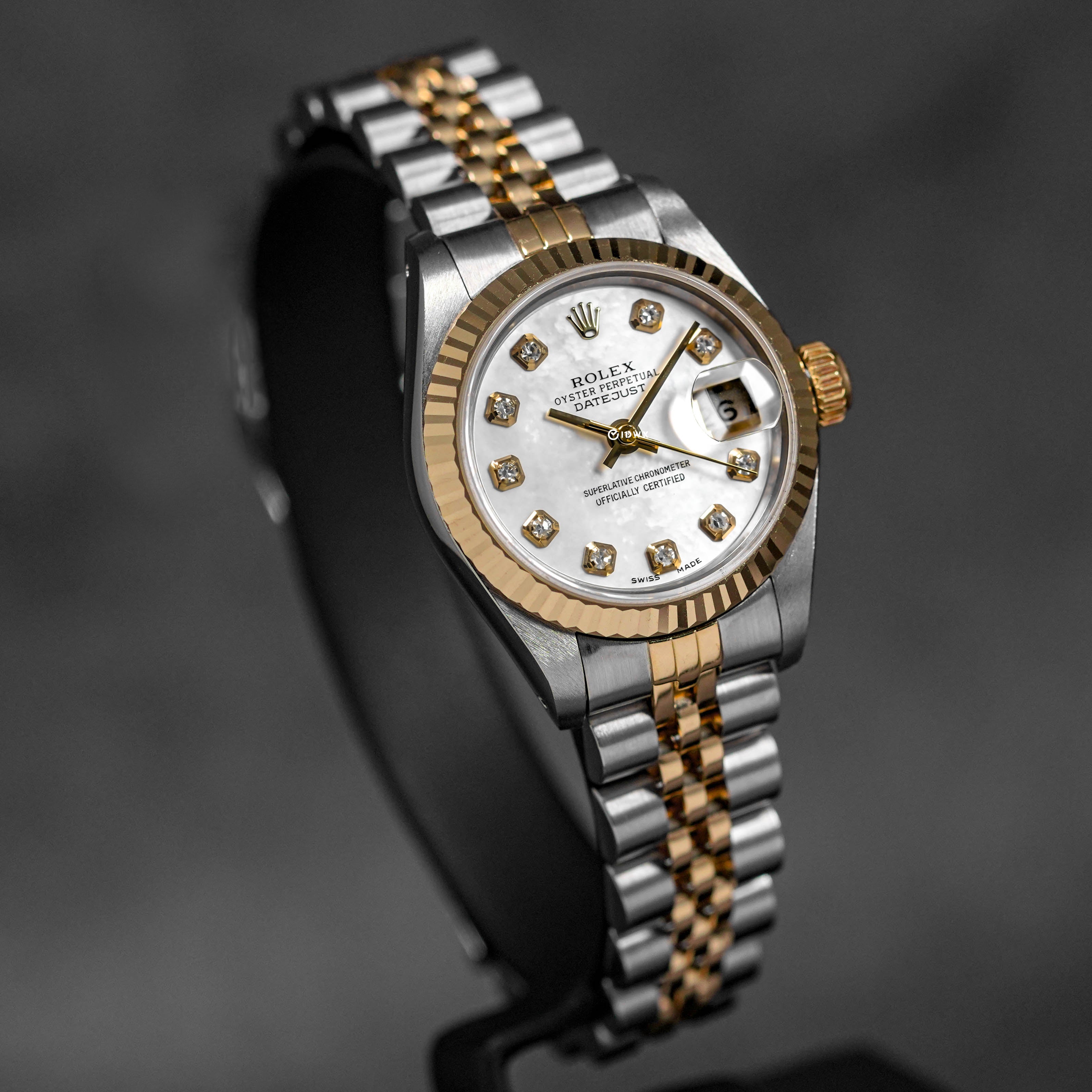 DATEJUST 26MM TWOTONE YELLOWGOLD MOP DIAMOND DIAL (1991)