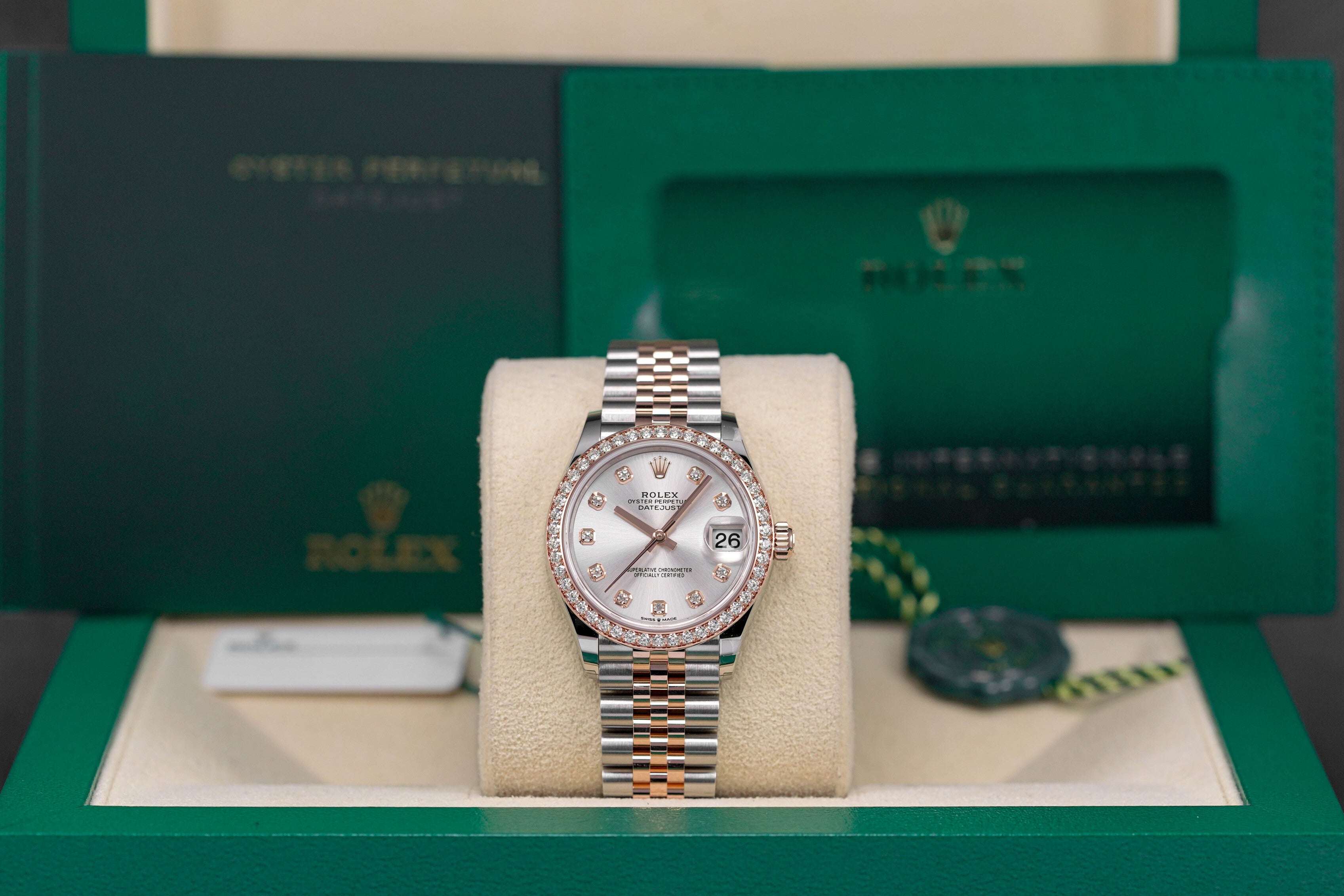 DATEJUST 31MM TWOTONE ROSEGOLD SILVER DIAMOND DIAL DIAMOND BEZEL (2024)