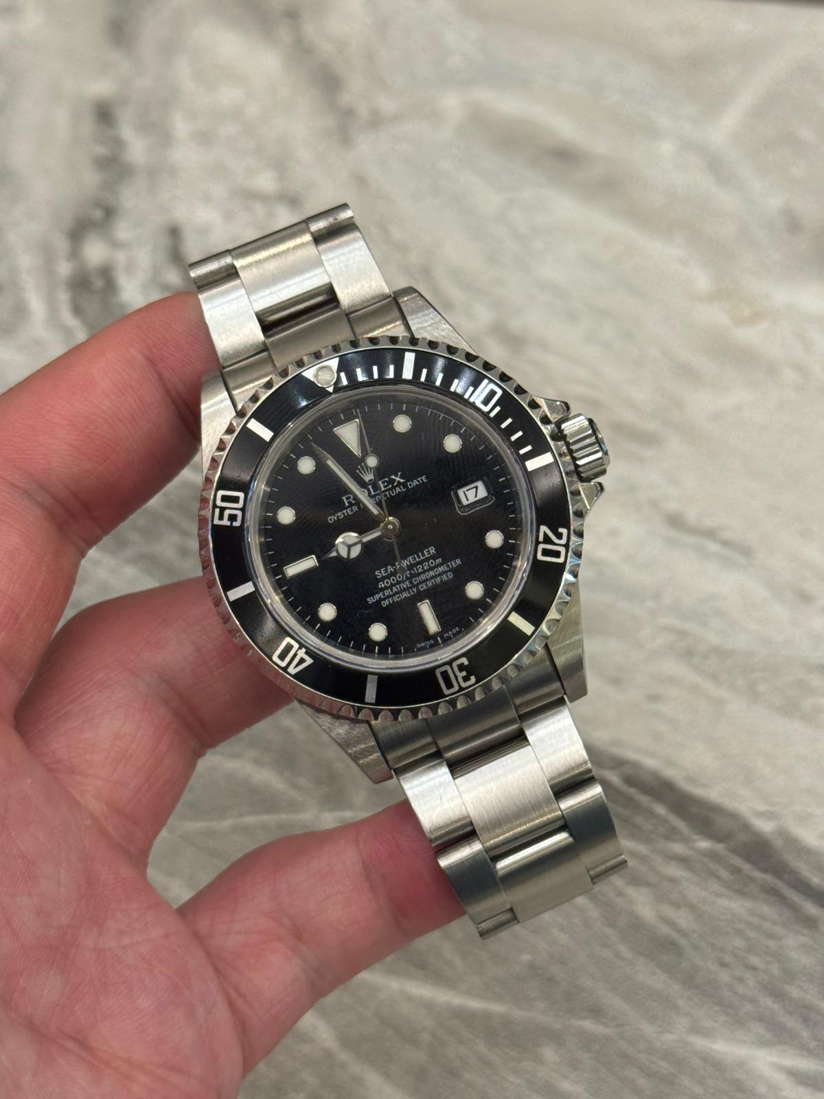 SEA-DWELLER 4000 BLACK DIAL