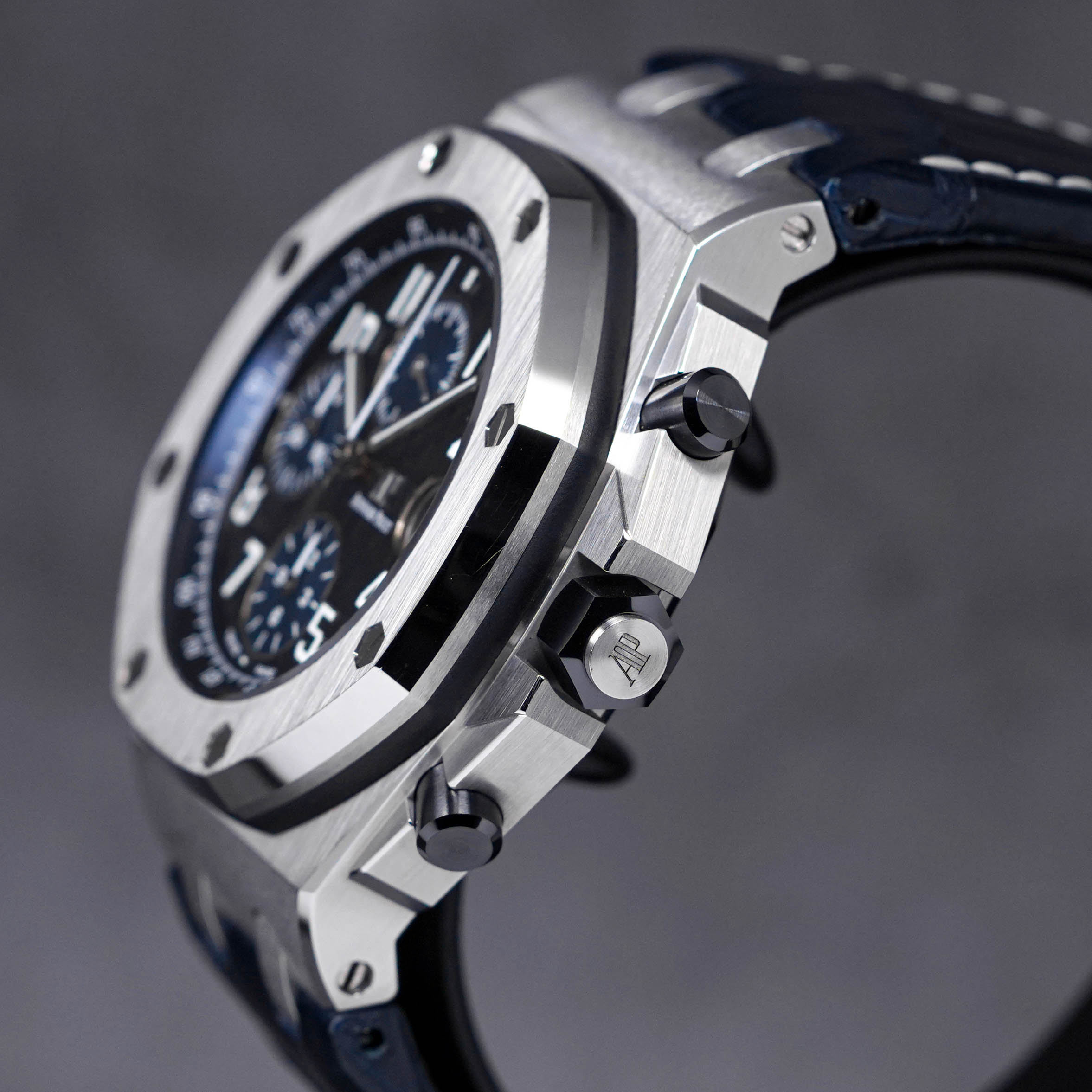 ROYAL OAK OFFSHORE CHRONOGRAPH 42MM 'BATMAN' (2019)