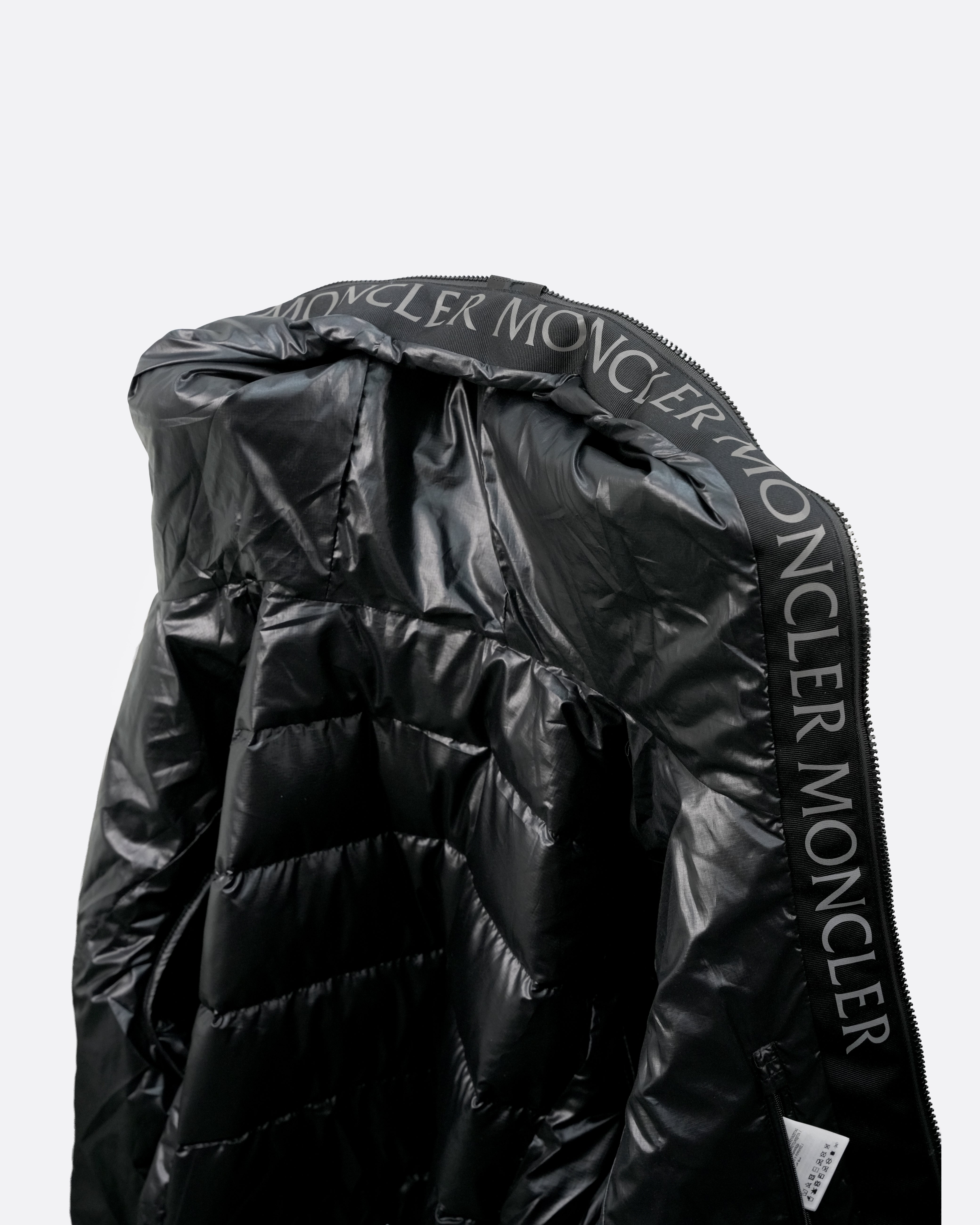 DOWN JACKET SIZE 3 BLACK