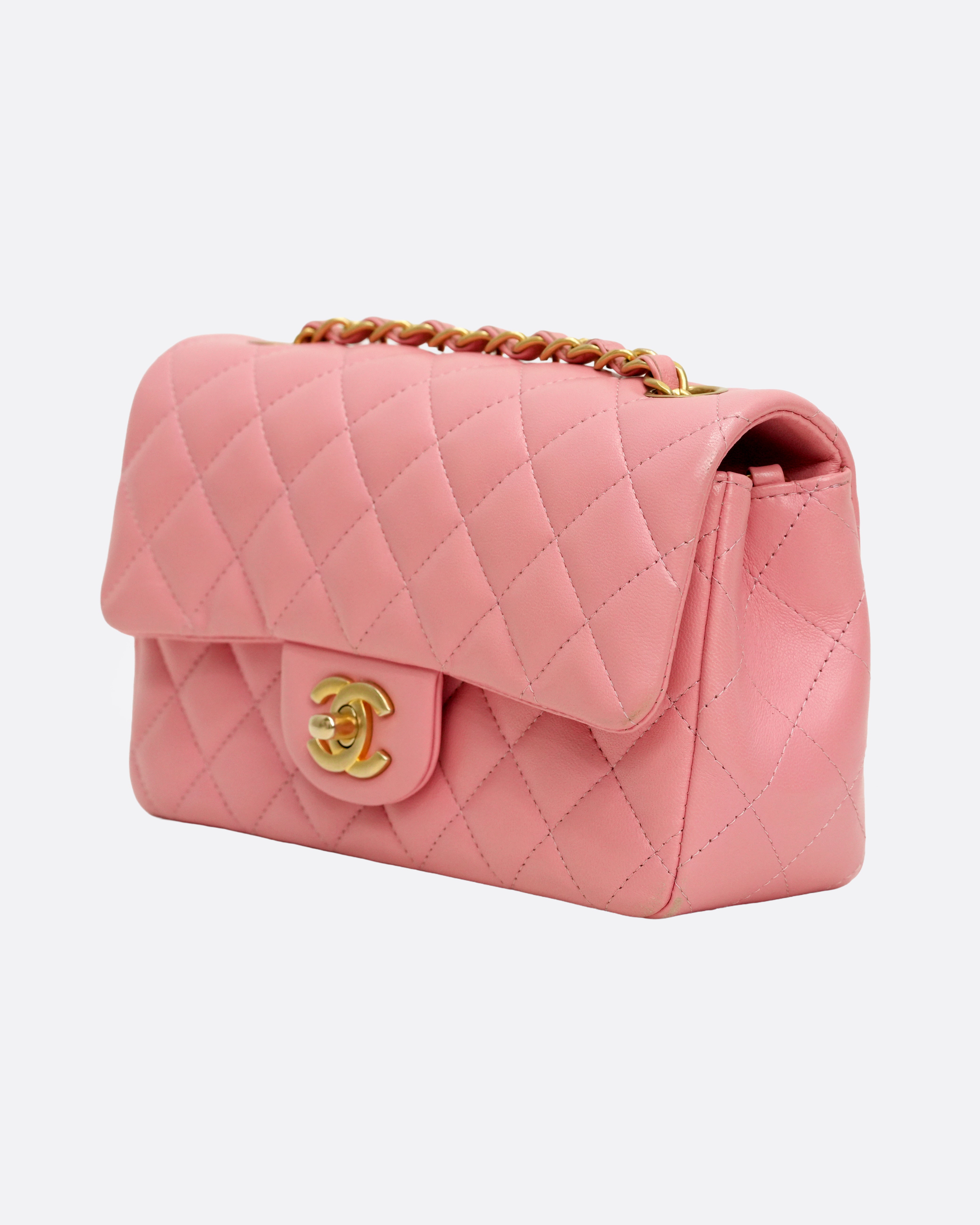 CLASSIC FLAP BAG PINK LAMBSKIN