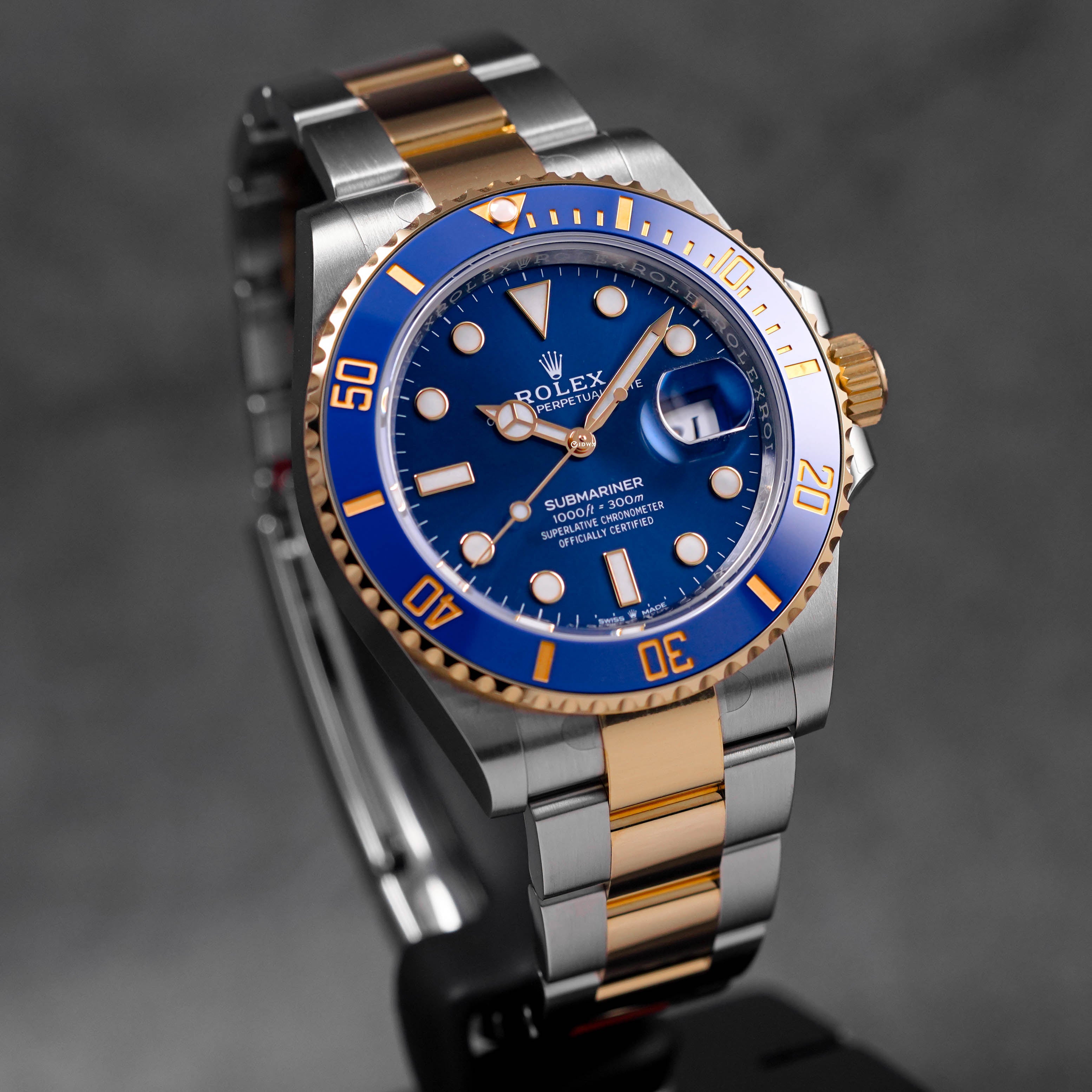 SUBMARINER DATE 41MM TWOTONE YELLOWGOLD BLUE DIAL (2022)
