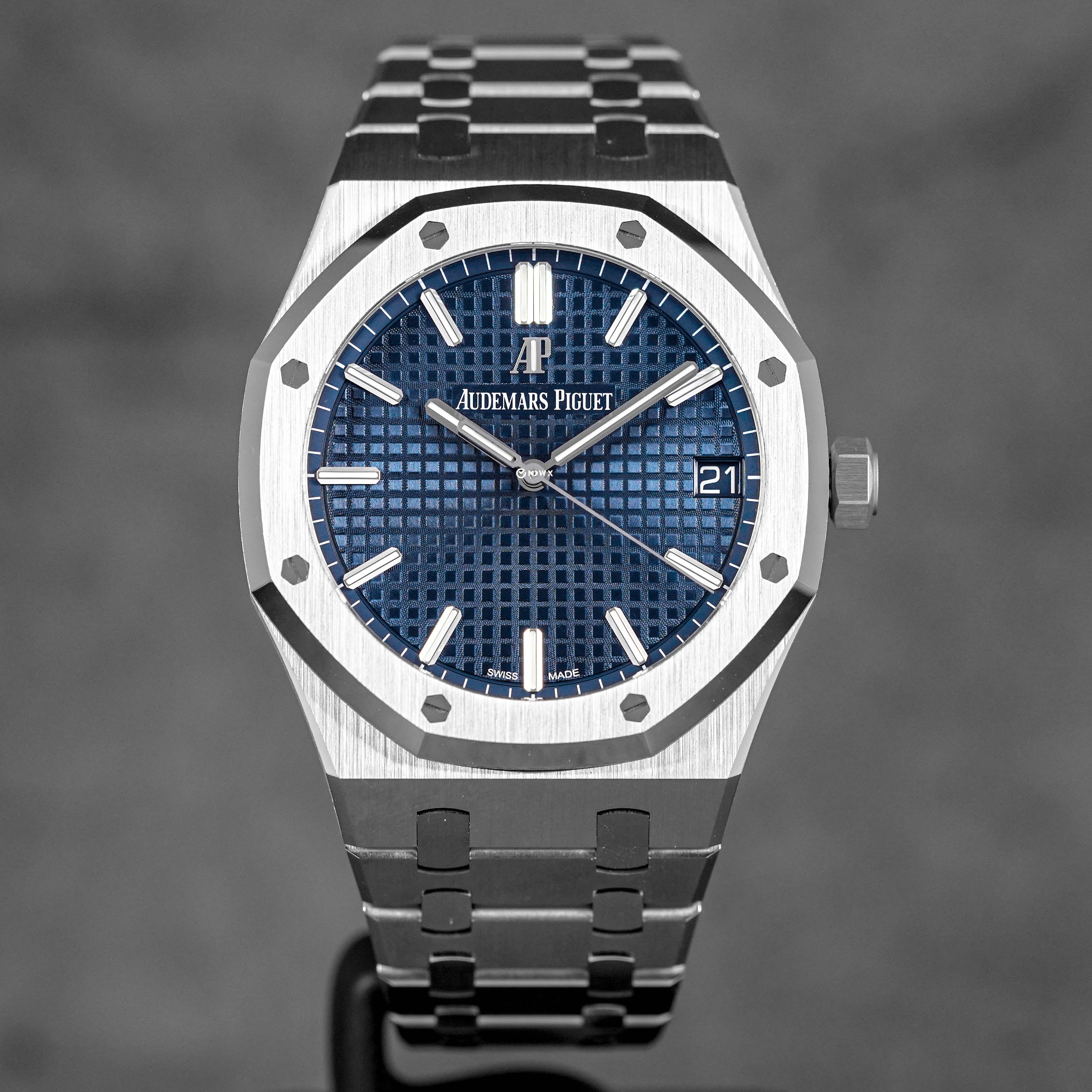 Harga Royal Oak 15500 Blue