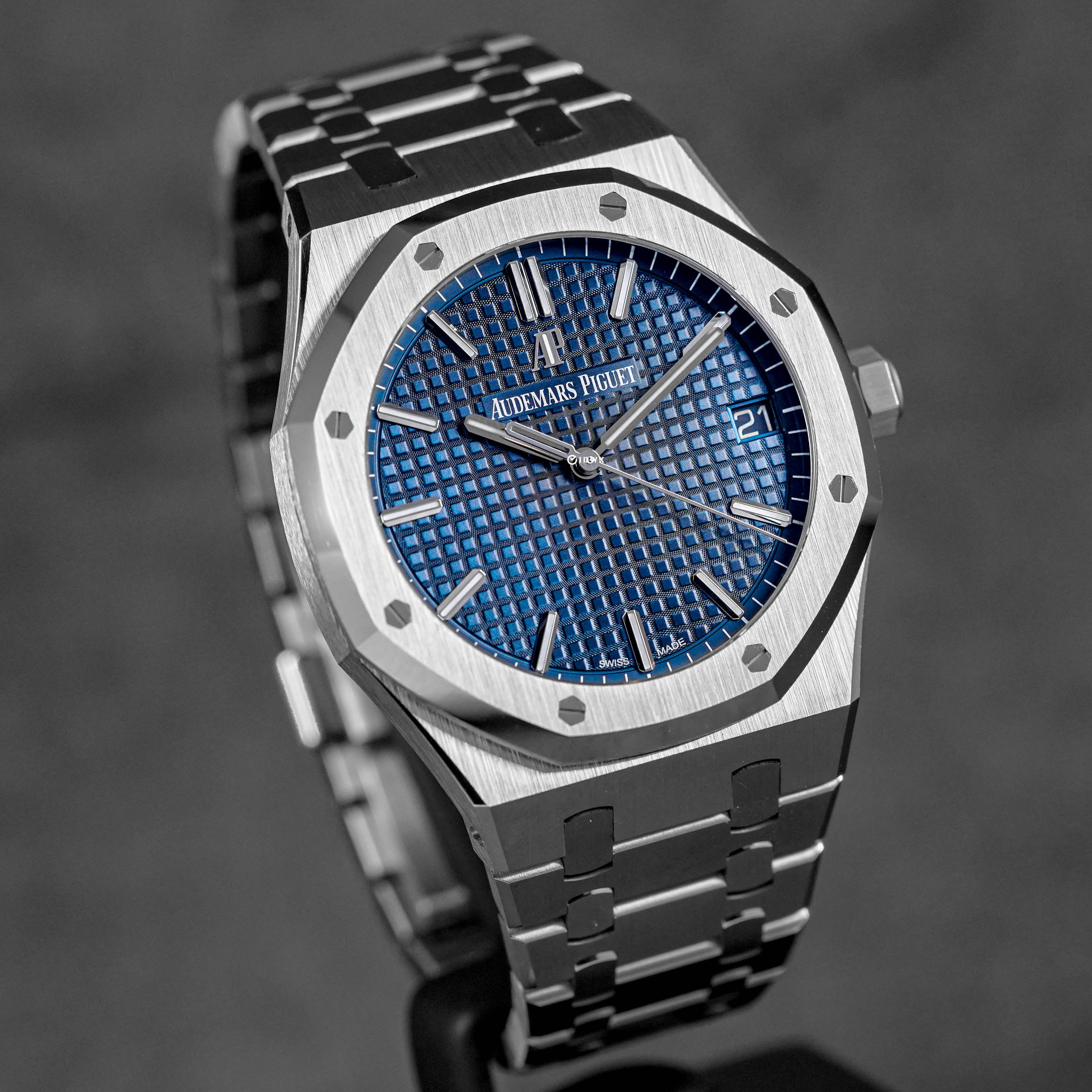 Harga Royal Oak 15500 Blue