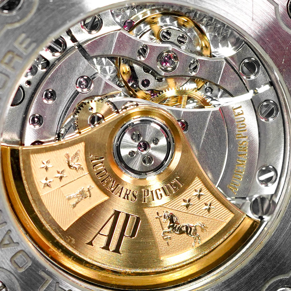 Royal Oak Offshore Black Red