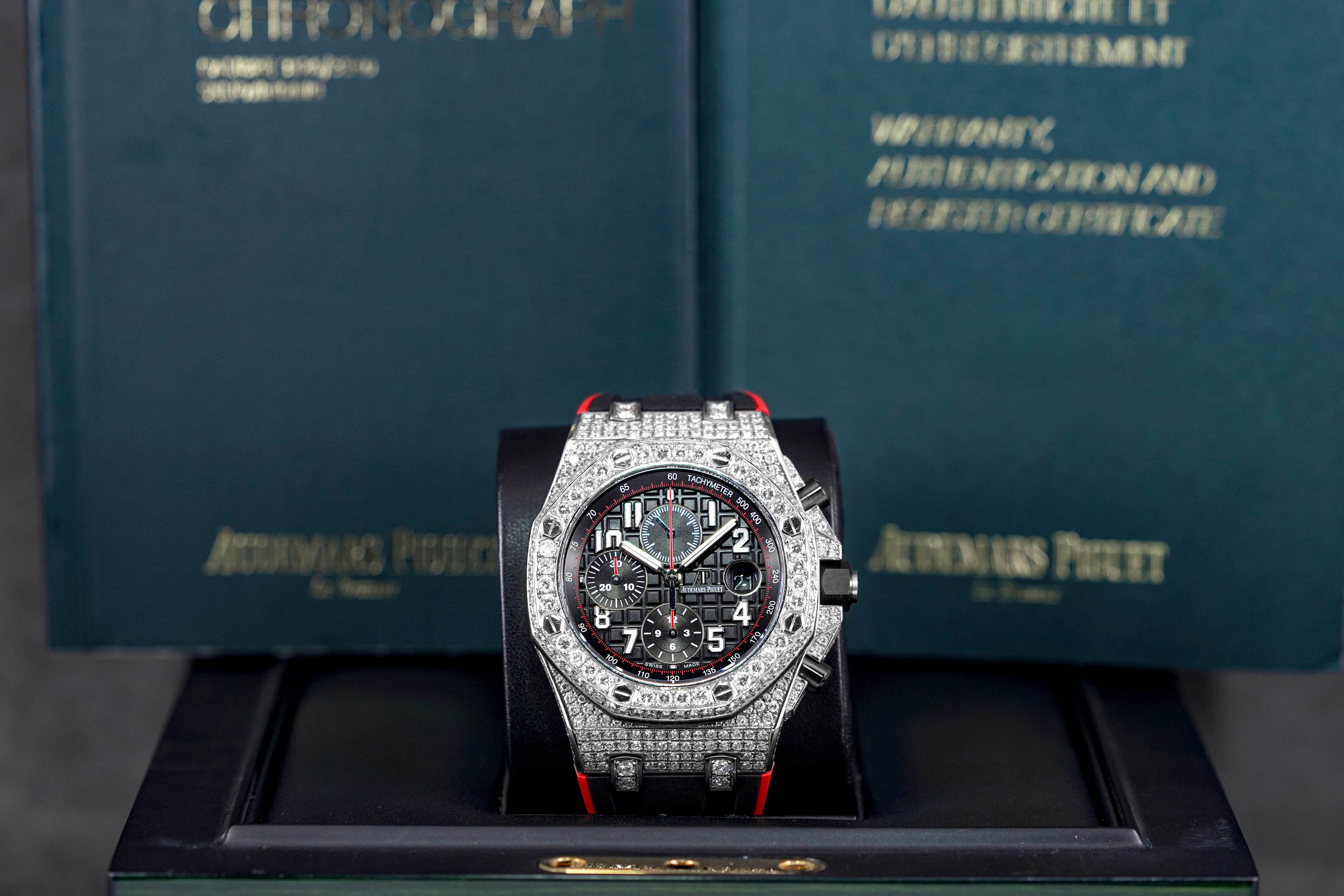 Royal Oak Offshore Black Red