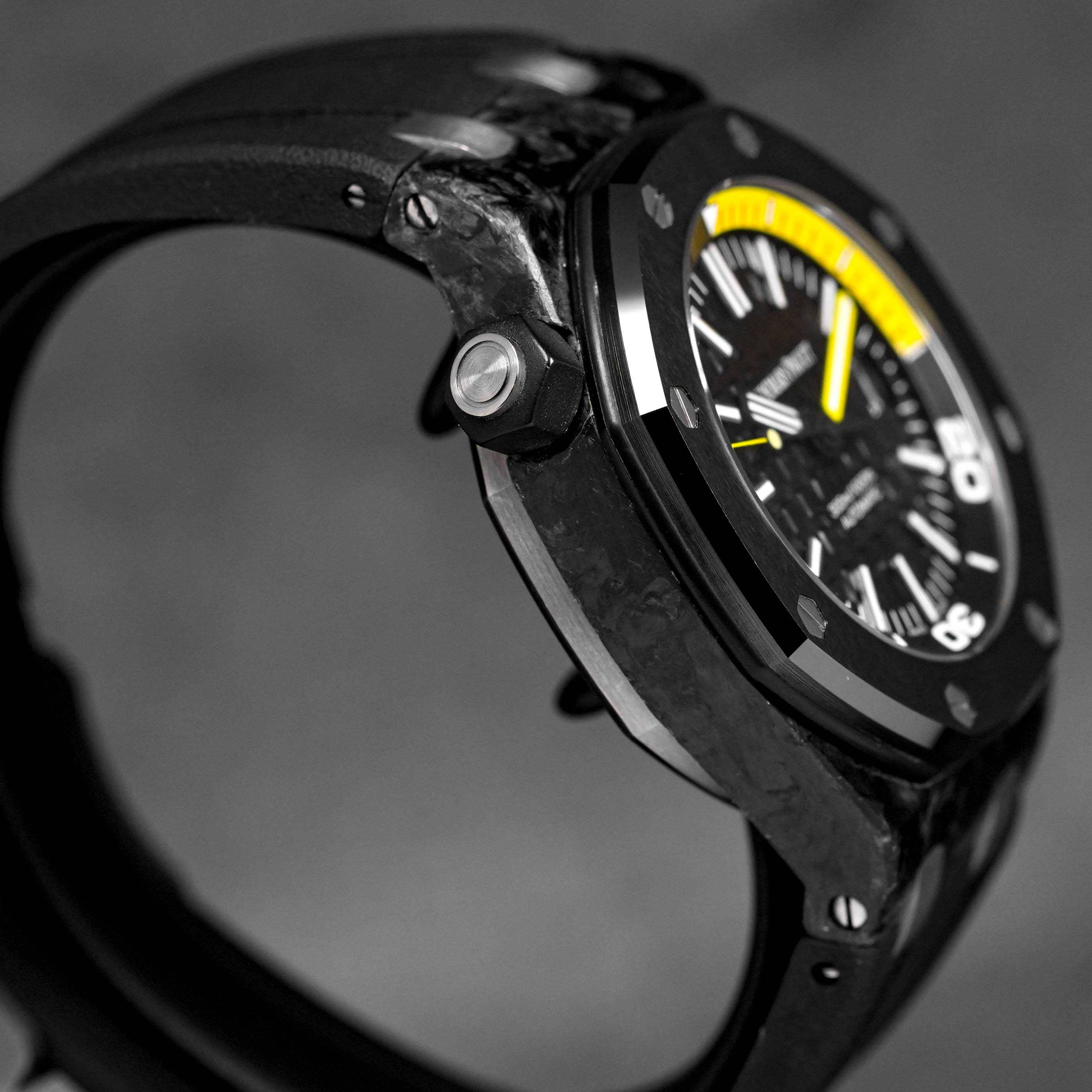 Royal Oak Offshore Diver Black Carbon