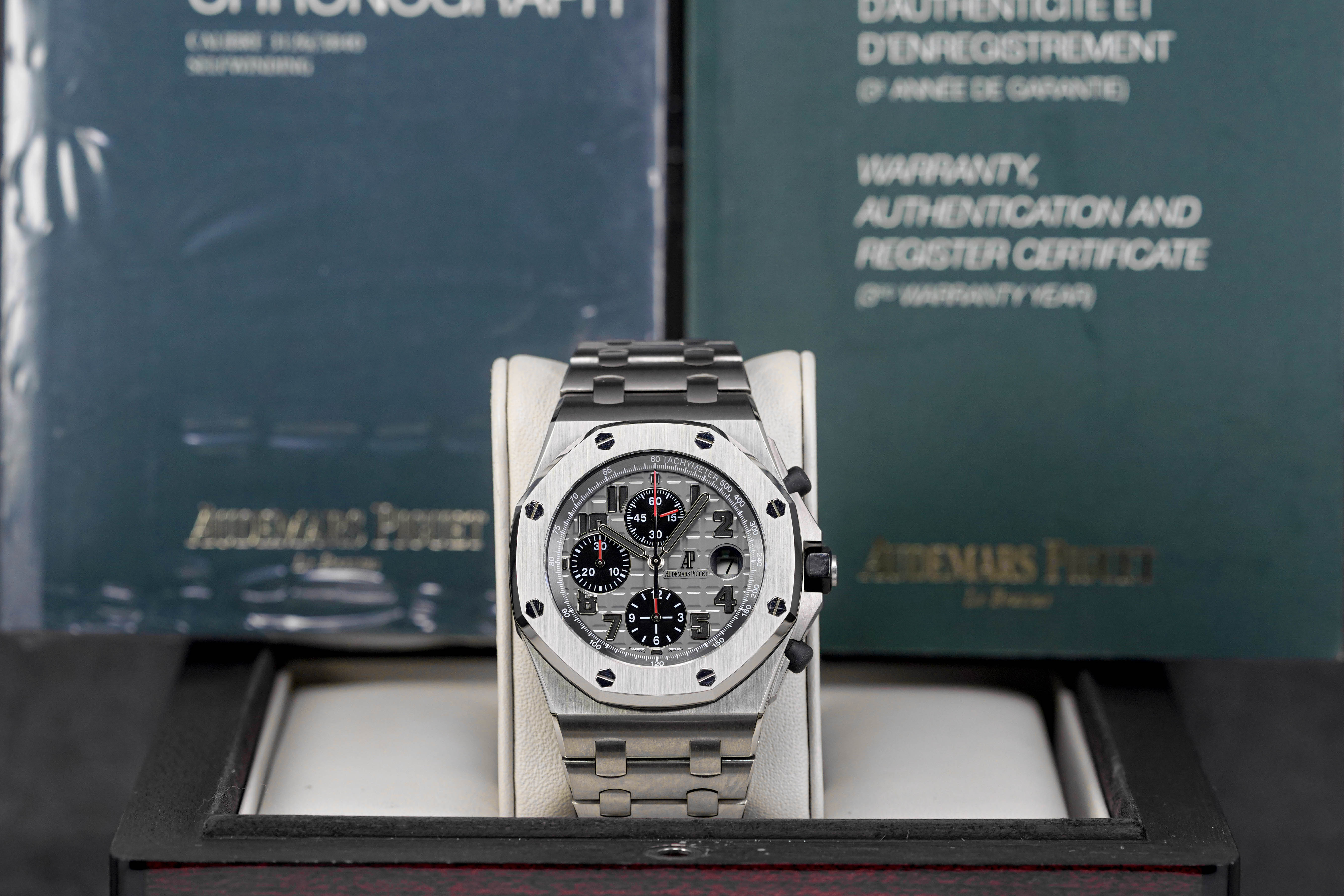 Royal Oak Offshore Titanium Grey