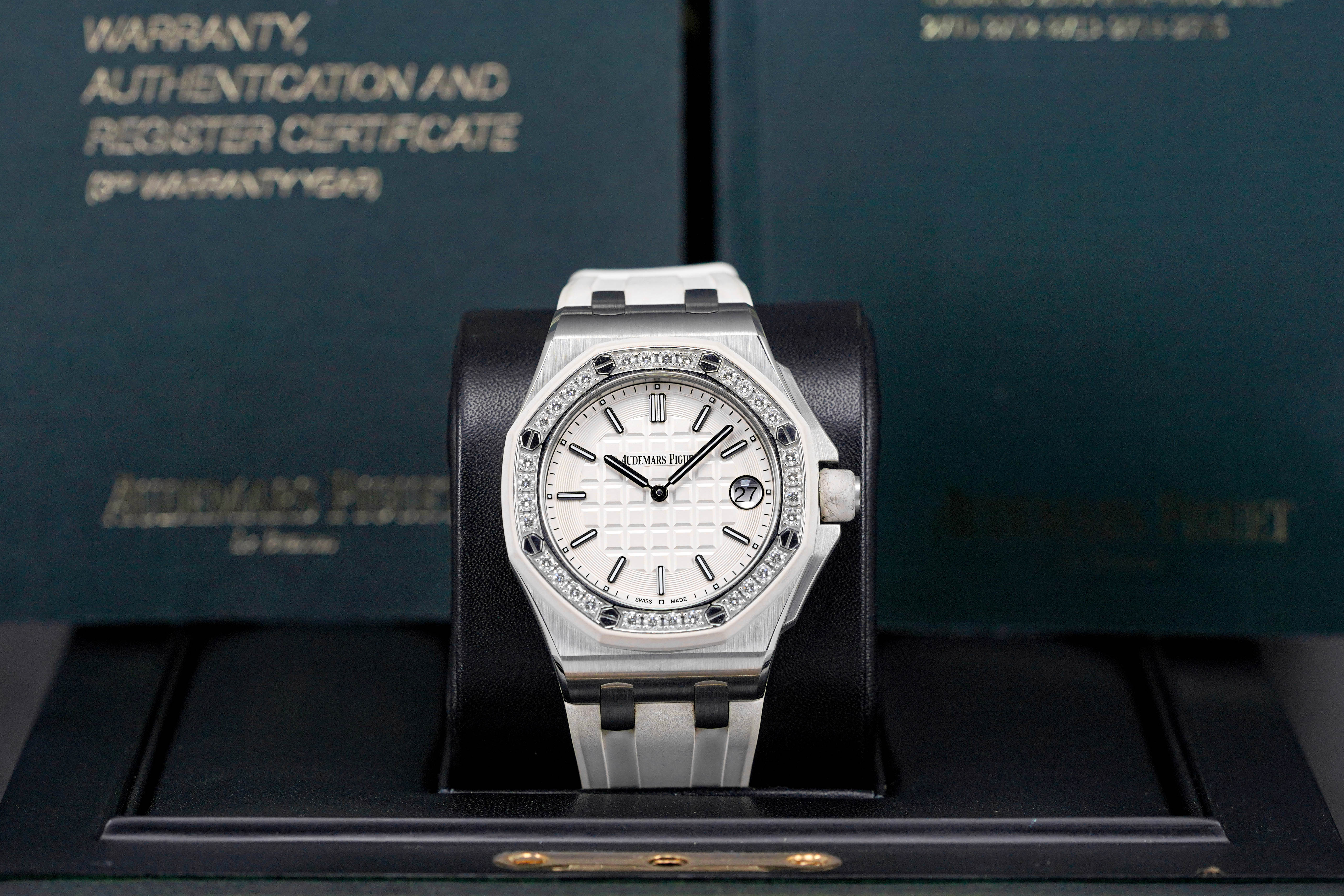 ROYAL OAK OFFSHORE LADY 37MM WHITE DIAL DIAMOND BEZEL (2016)