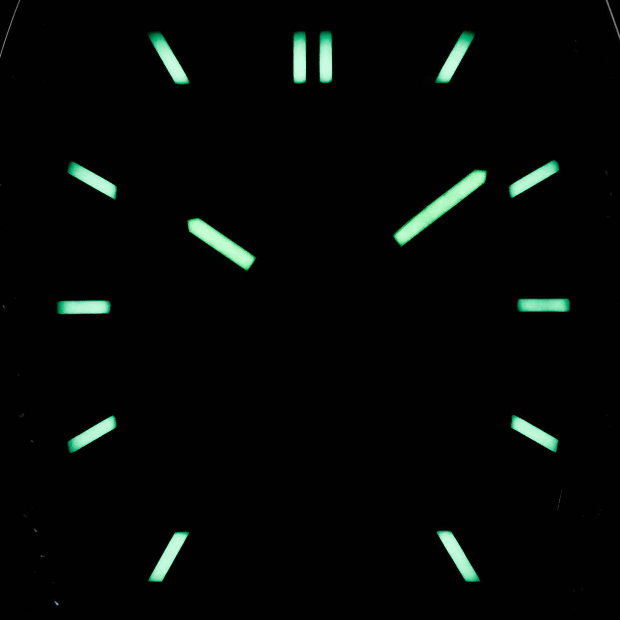 SPIRIT OF BIG BANG 39MM TITANIUM BLUE DIAMOND BEZEL (2021)