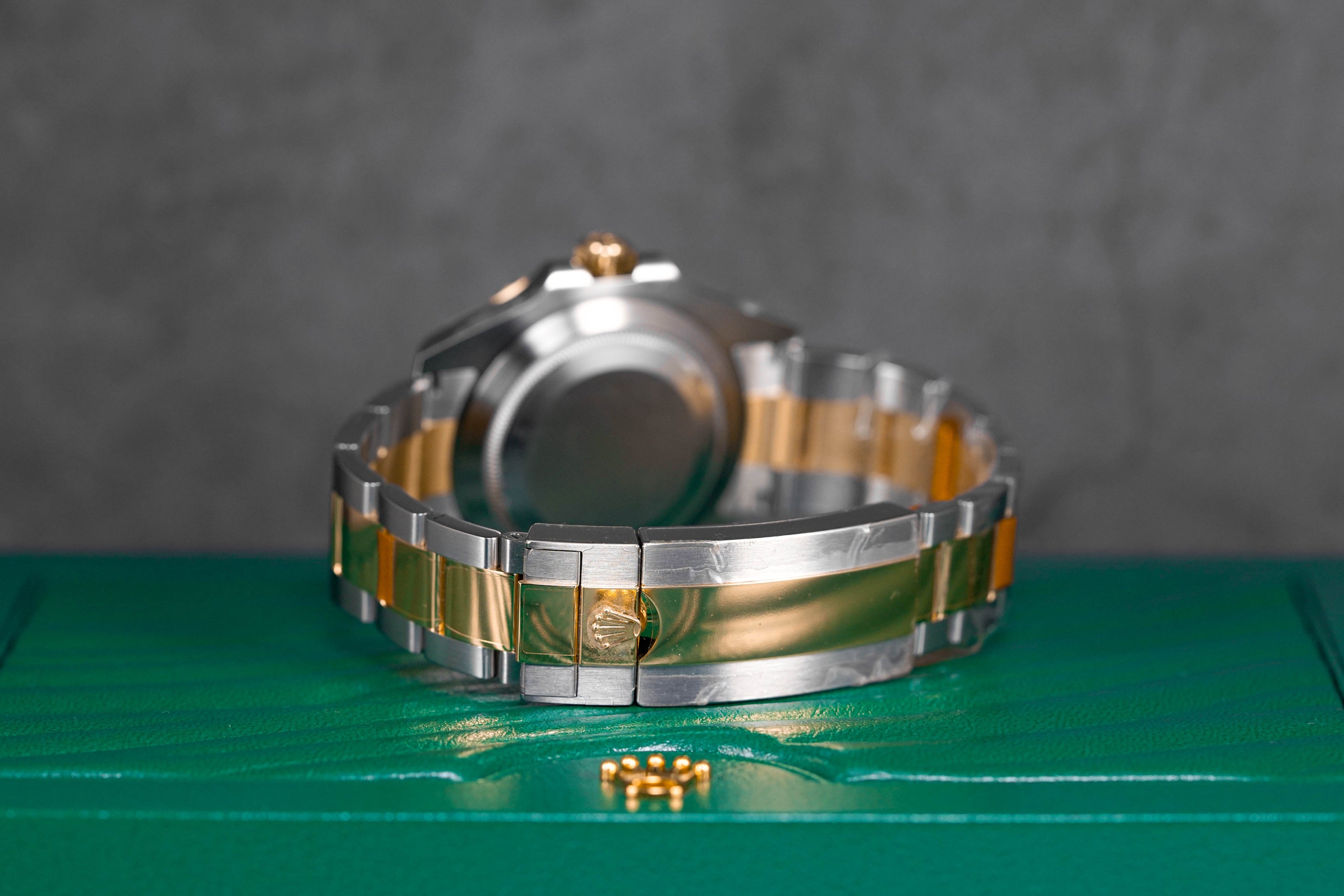 SUBMARINER DATE 41MM TWOTONE YELLOWGOLD BLACK DIAL (2022)