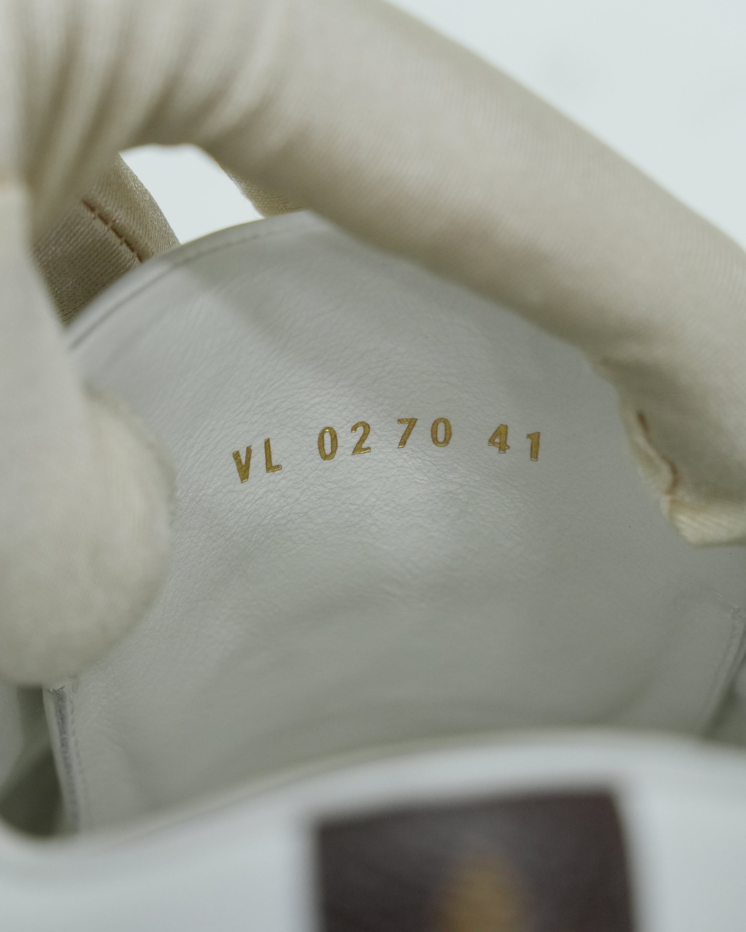 STELLAR SNEAKERS WHITE WITH MONOGRAM DETAIL - SIZE 41