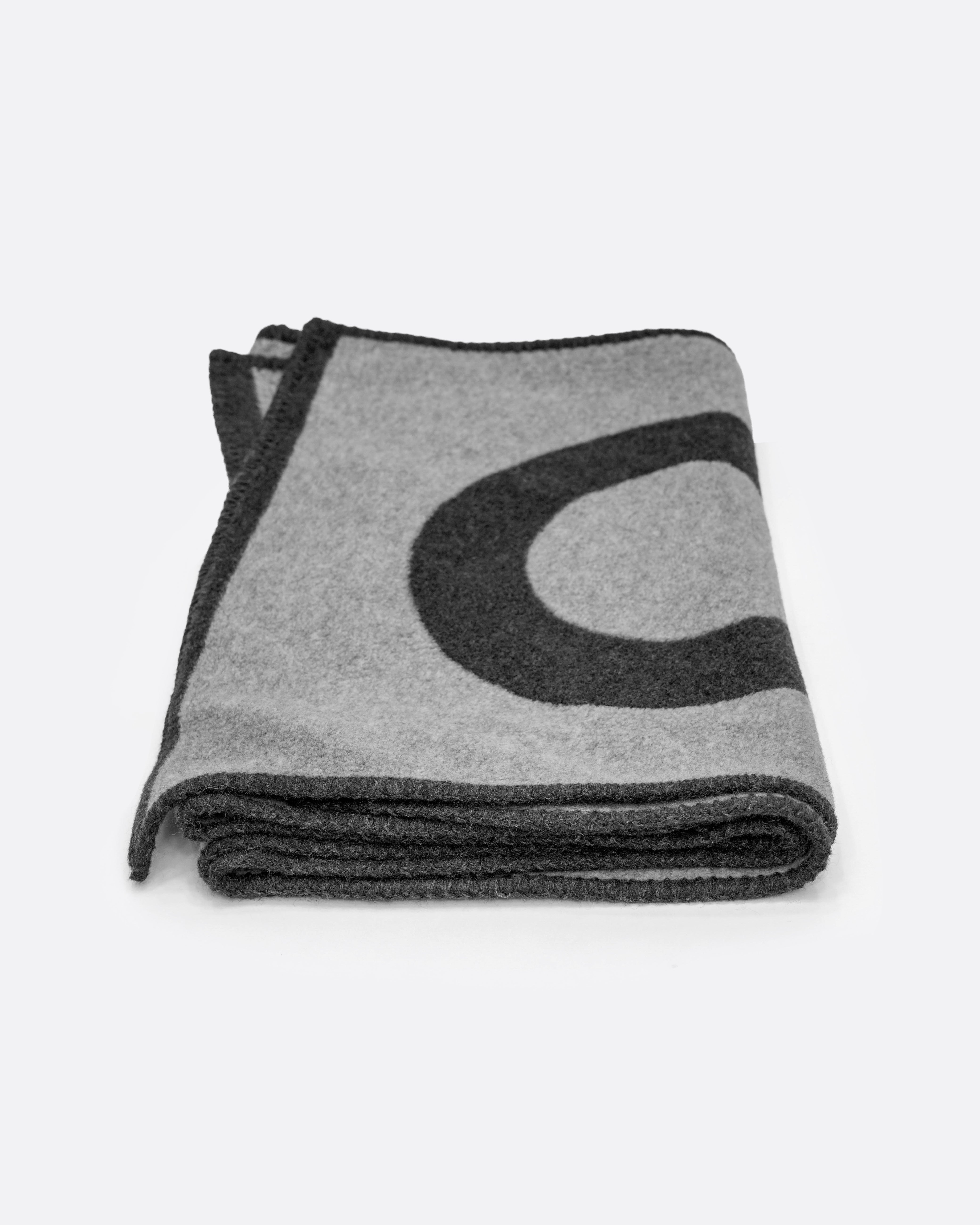 LOGO SHAWL SILK × CASHMERE GRAY