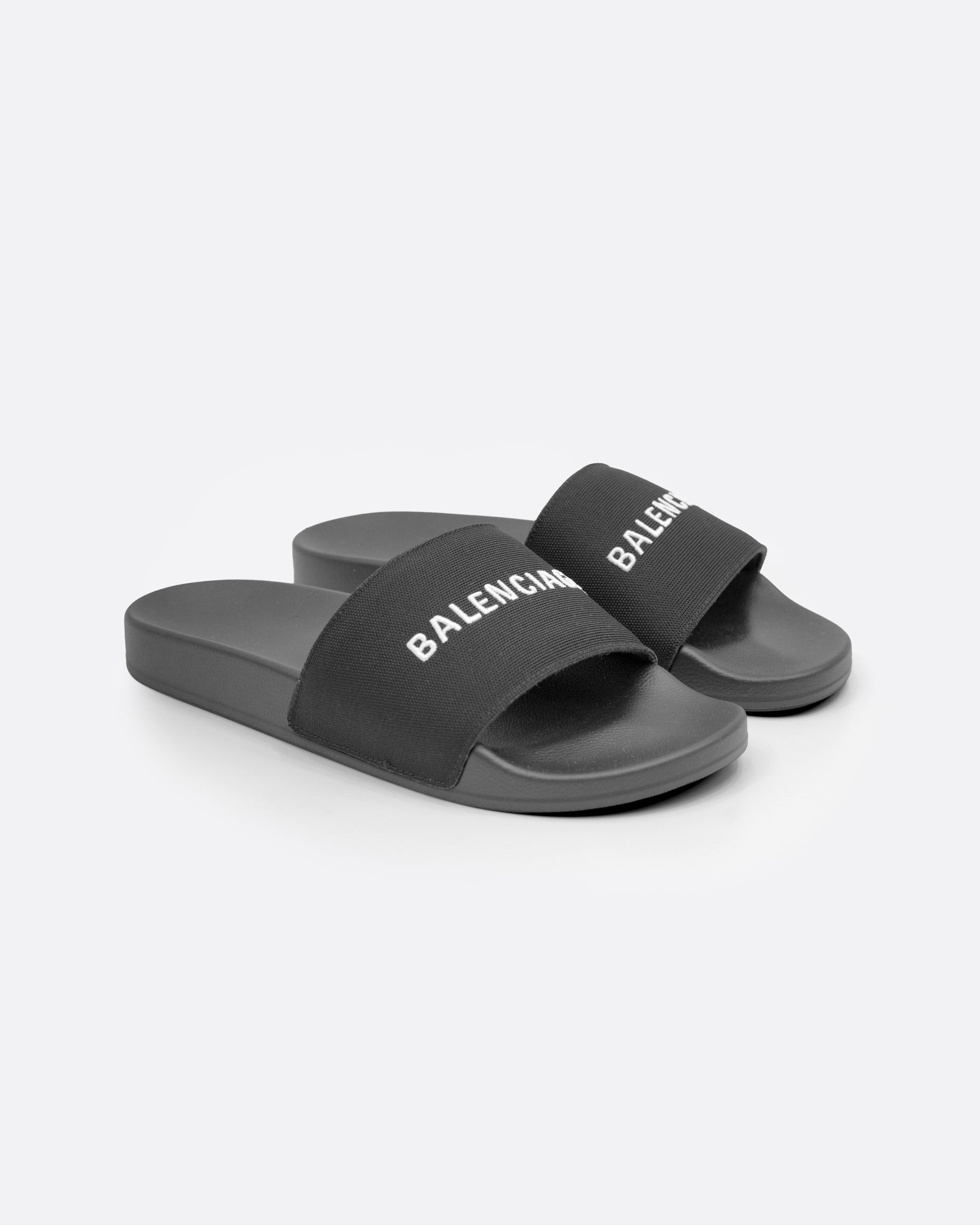 POOL SANDALS BLACK SIZE 41