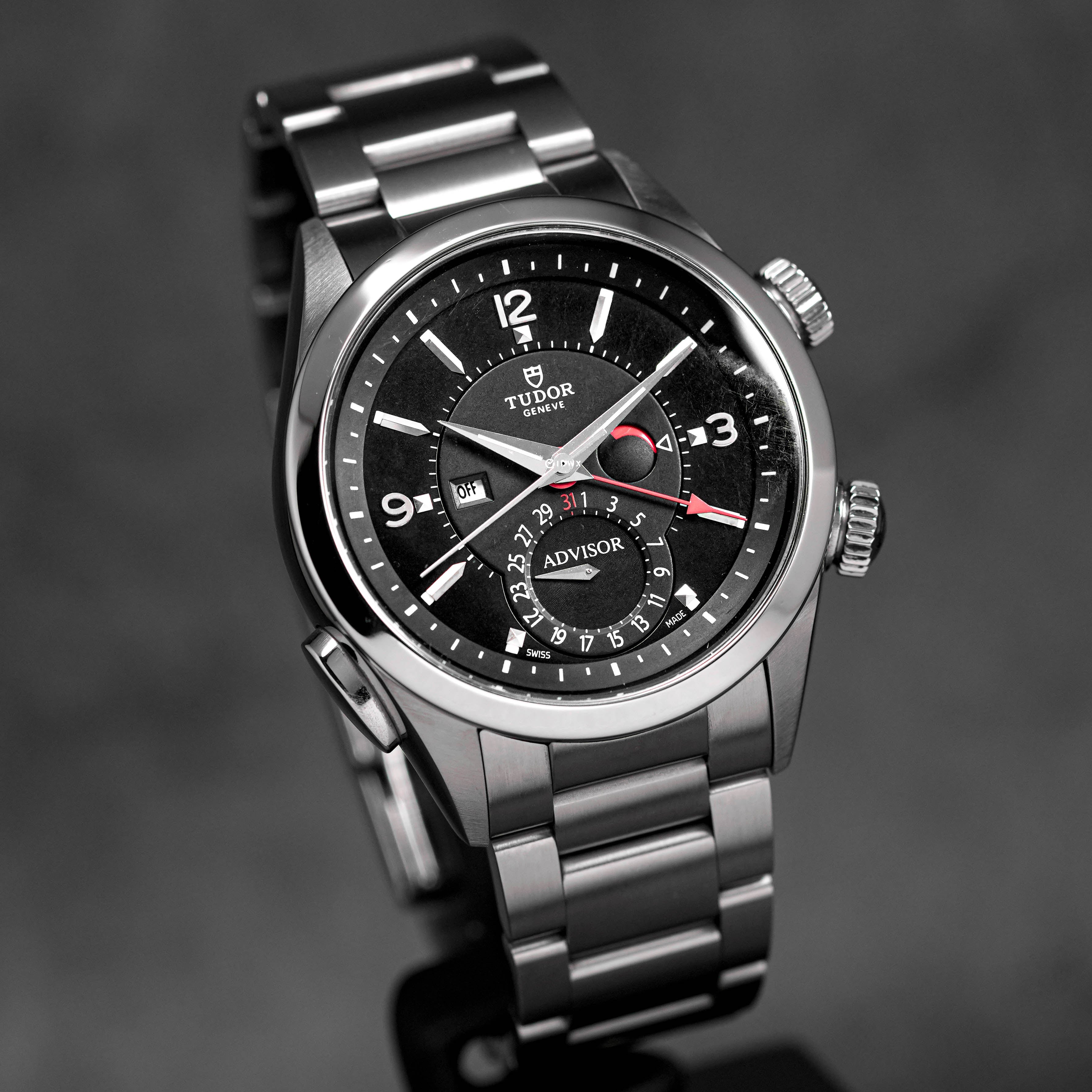 HERITAGE ADVISOR BLACK DIAL (2021)