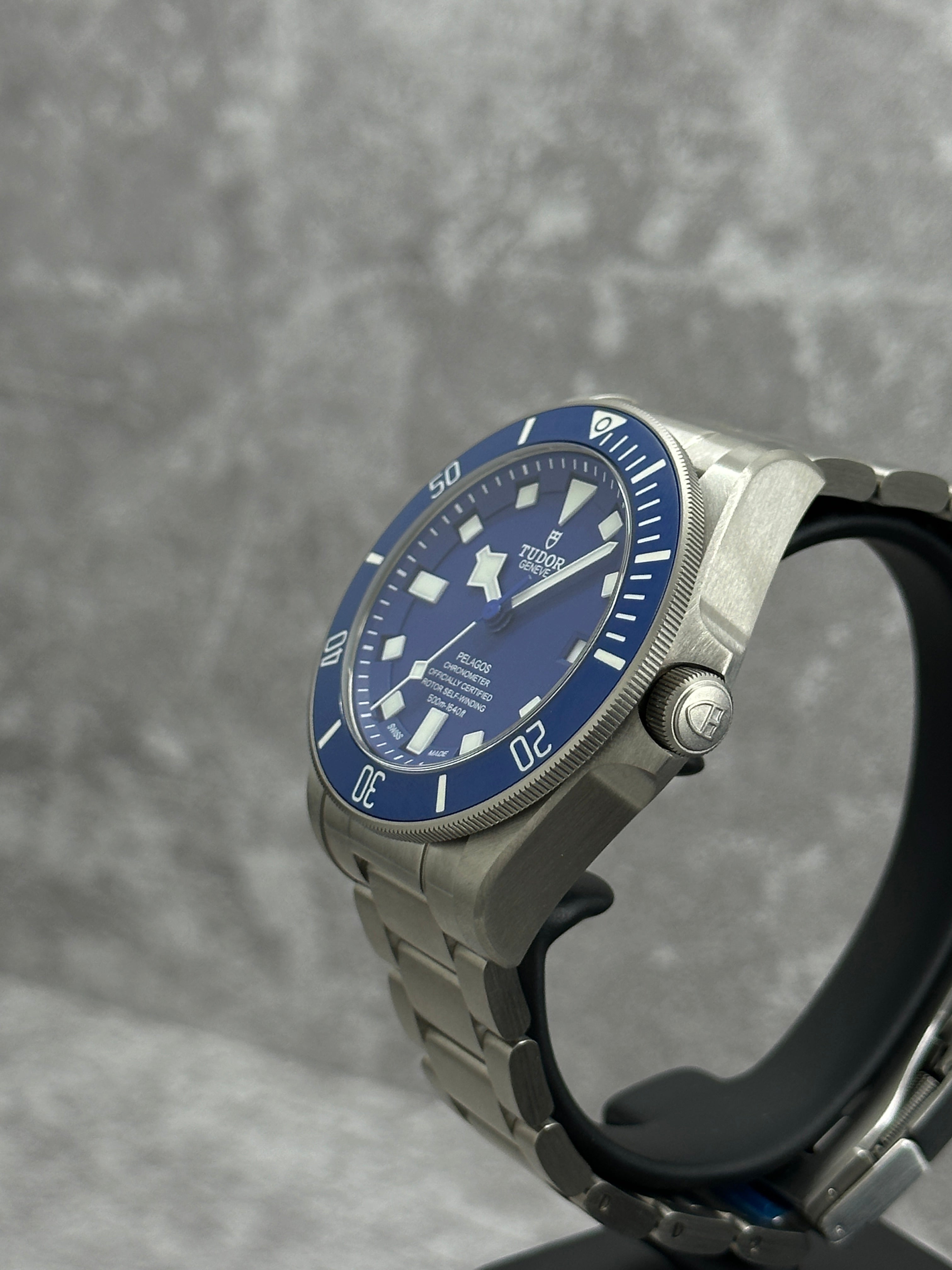 PELAGOS 42MM TITANIUM BLUE DIAL (2024)
