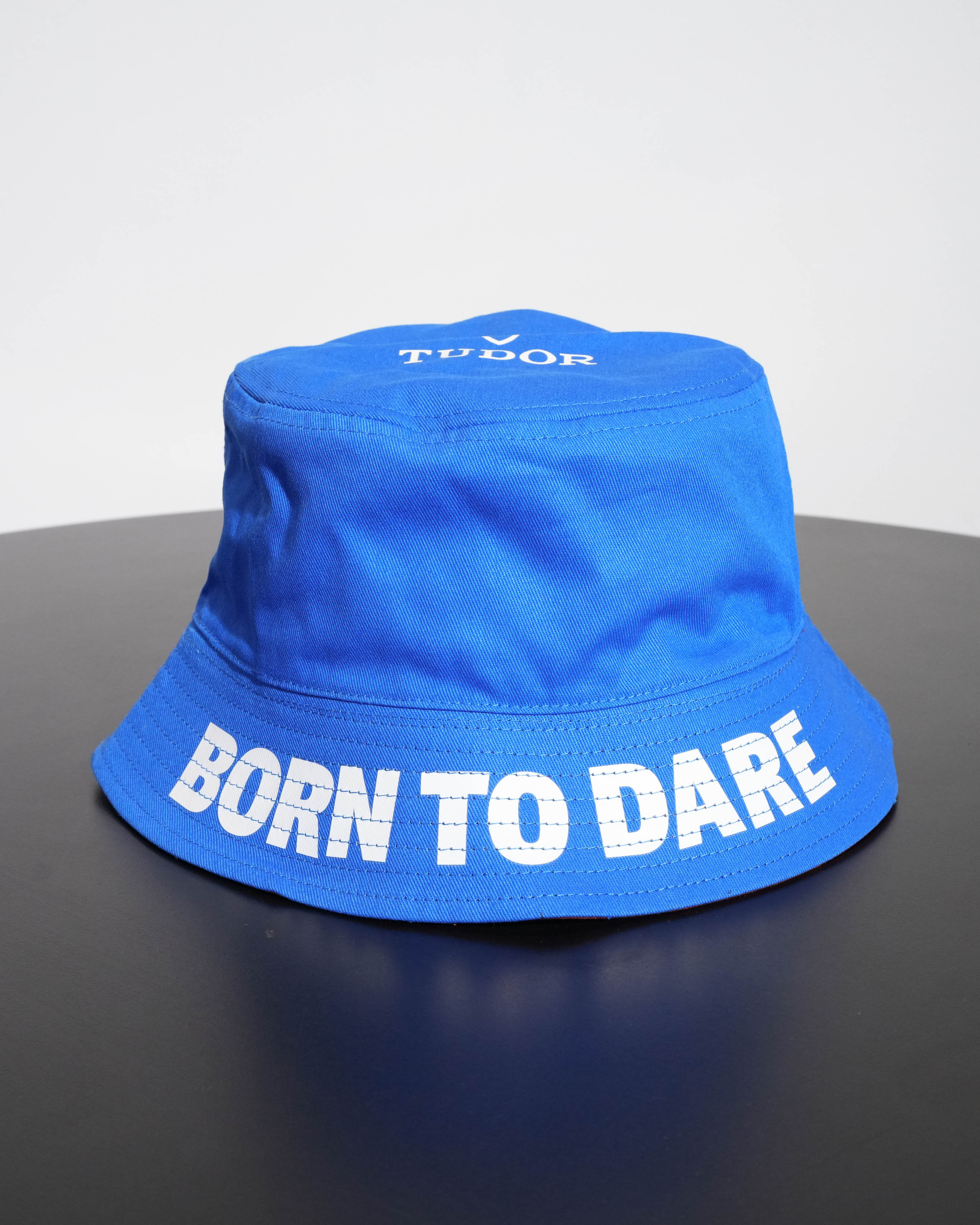 REVERSIBLE BUCKET HAT BLUE RED BORN TO DARE