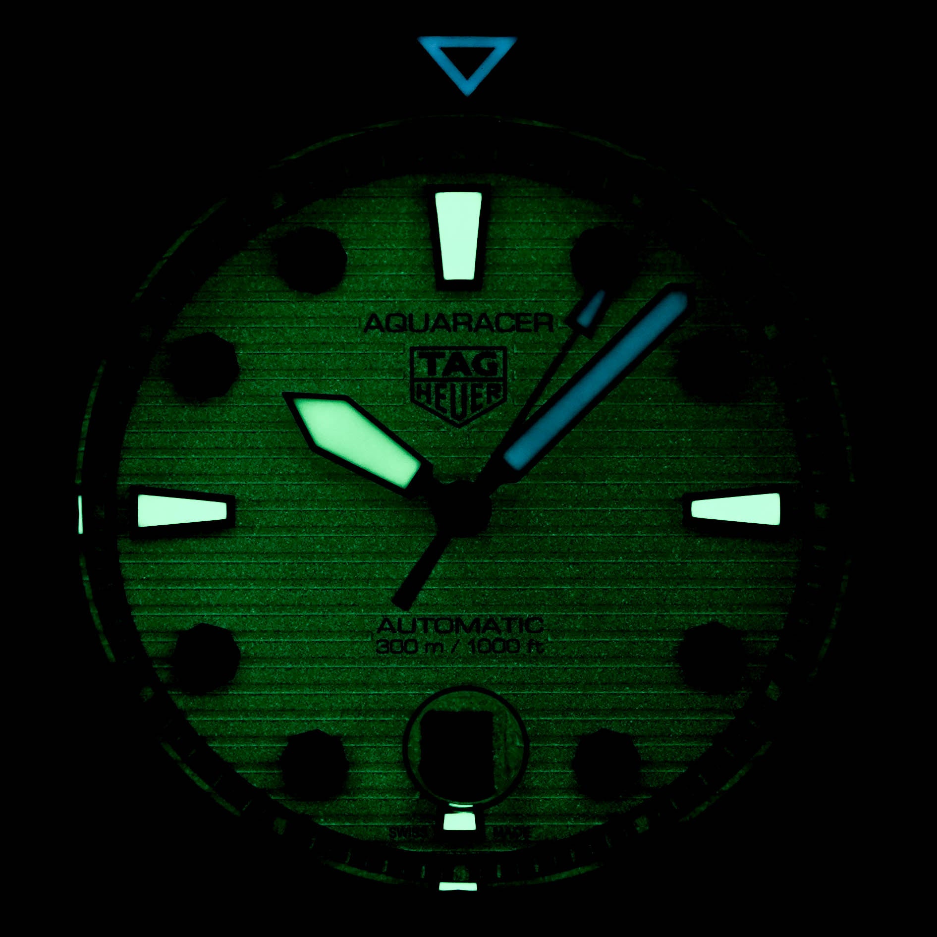 Harga Tag Heuer Aquaracer 300m DLC White