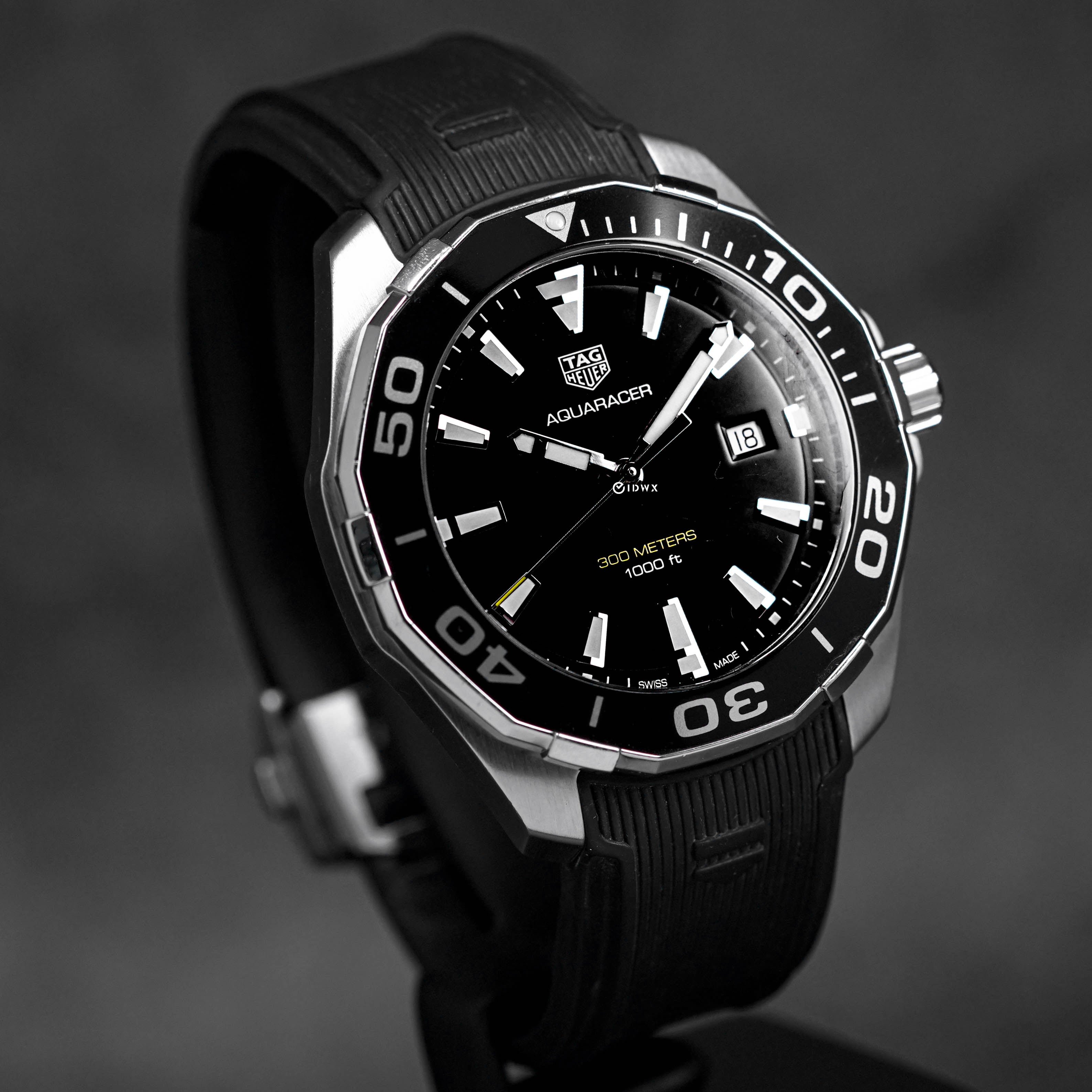 AQUARACER 300M BLACK RUBBER STRAP QUARTZ (2020)