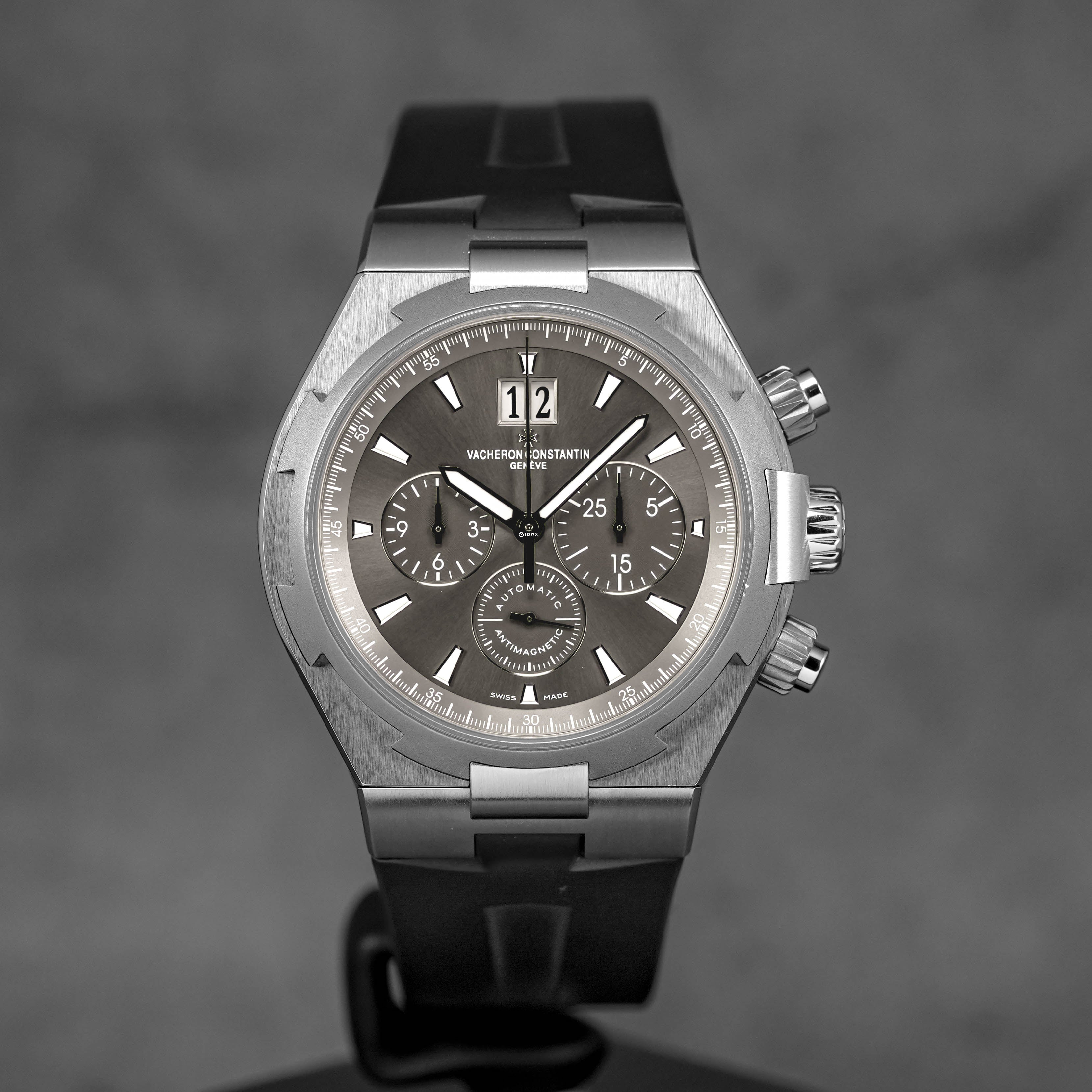 OVERSEAS CHRONOGRAPH TITANIUM GREY DIAL (UNDATED)