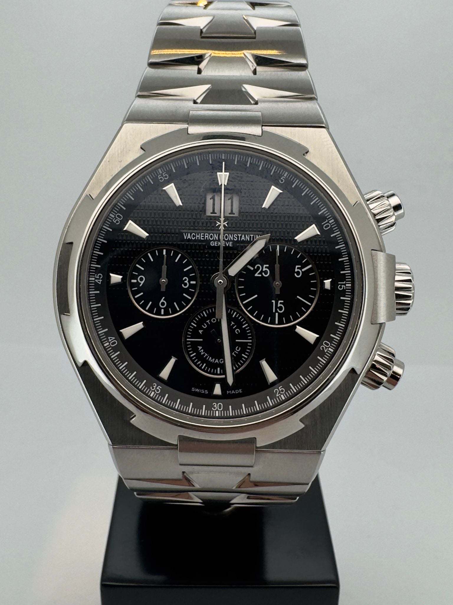 OVERSEAS CHRONOGRAPH BLACK DIAL (2015)