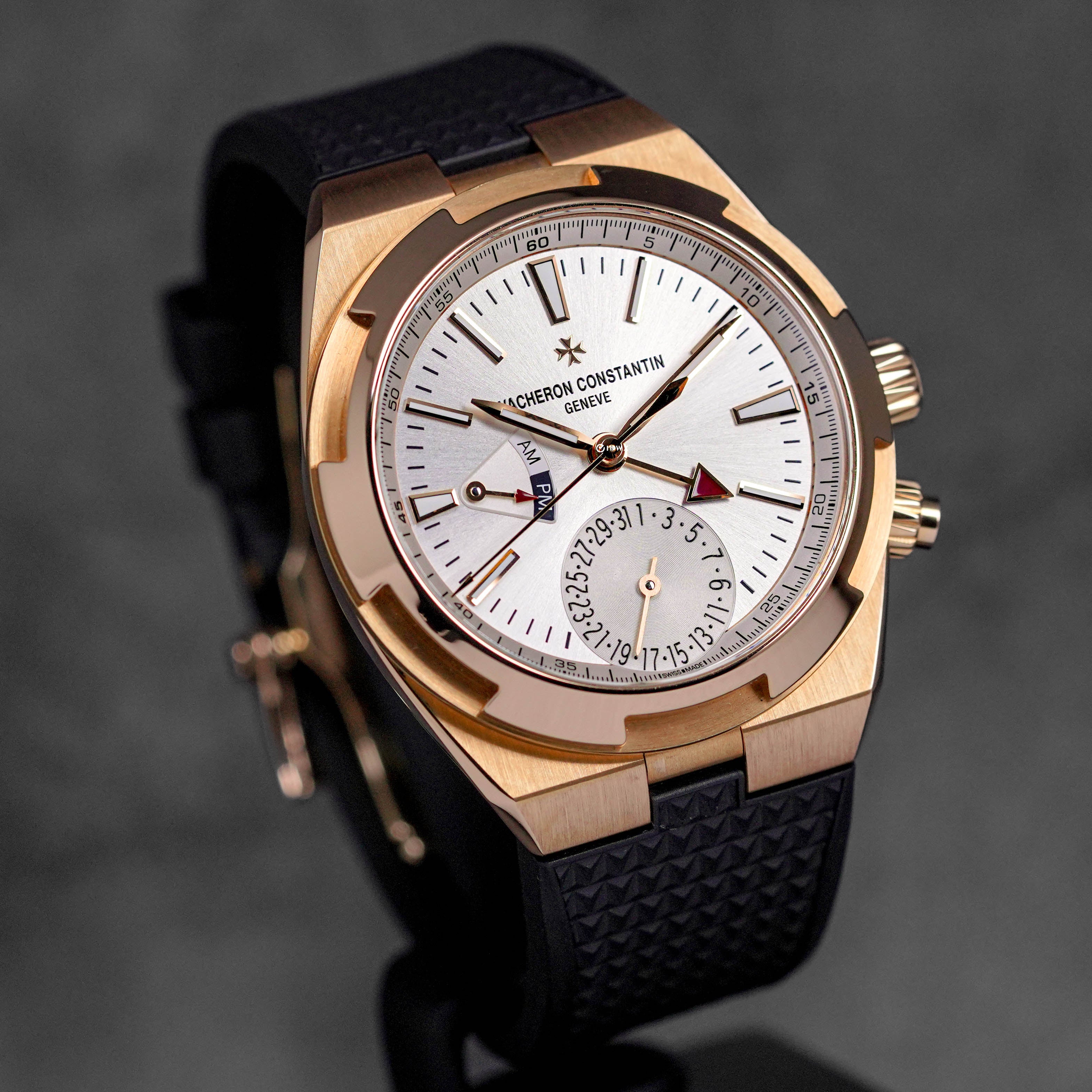 OVERSEAS DUALTIME ROSEGOLD SILVER DIAL (2018)