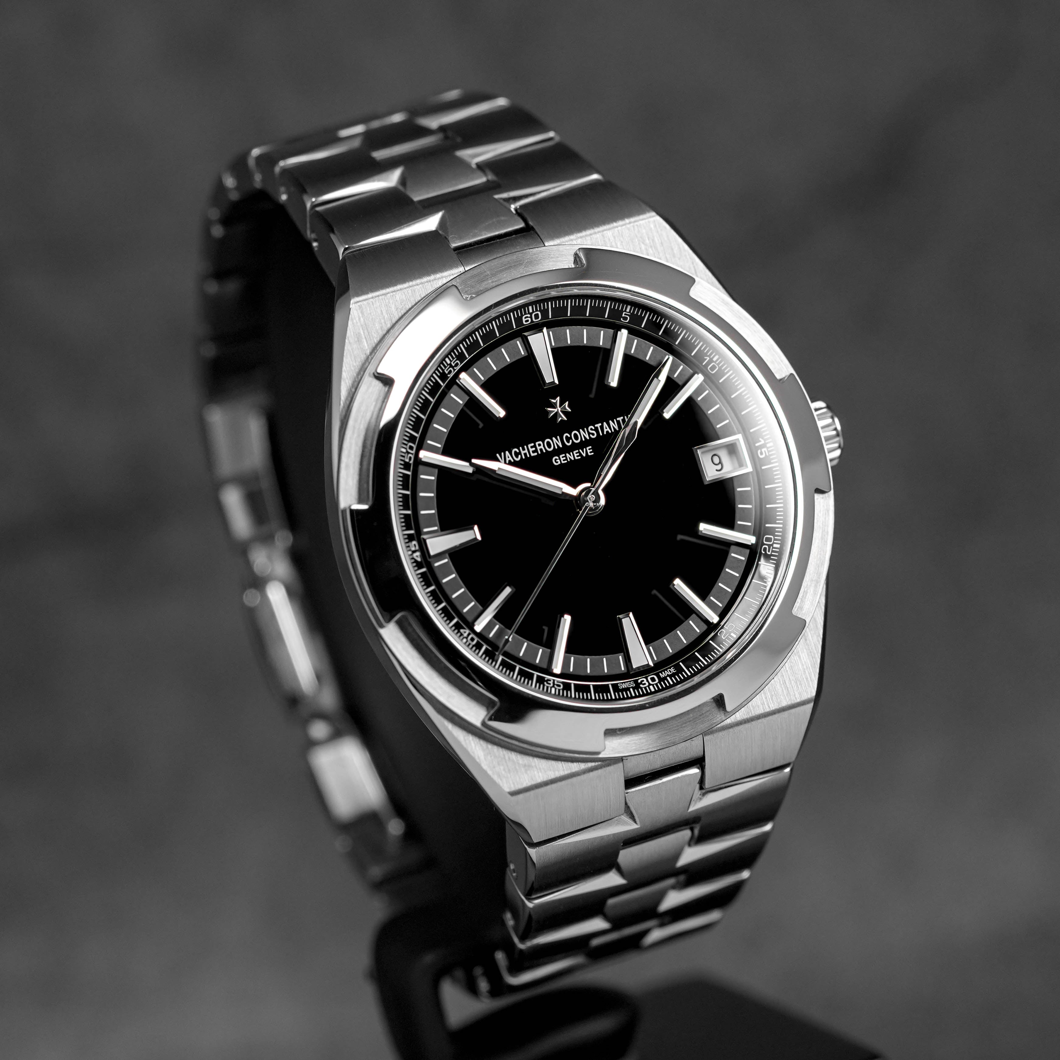 Harga Vacheron Constantin Overseas Black