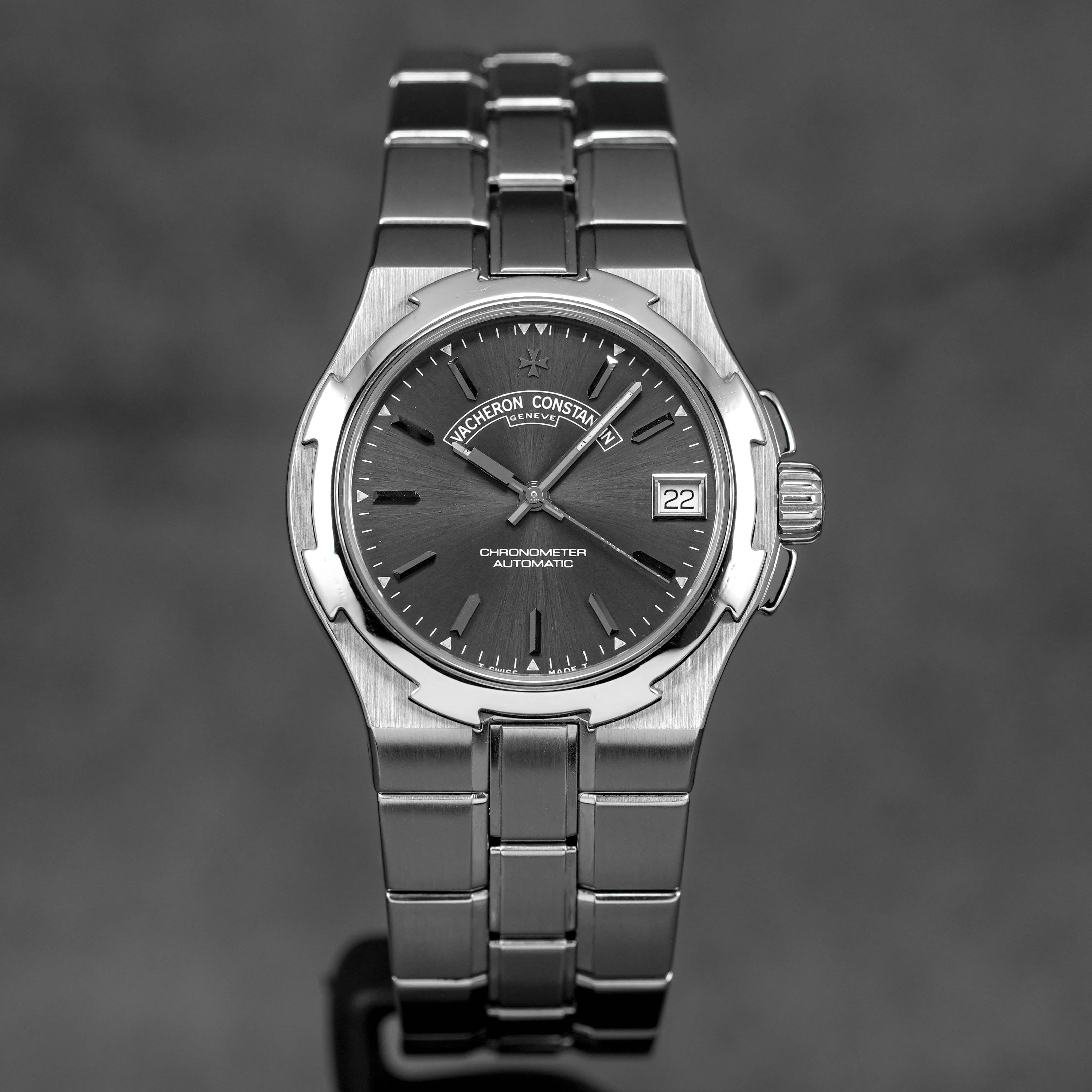 Harga Vacheron Constantin Overseas First Gen Black