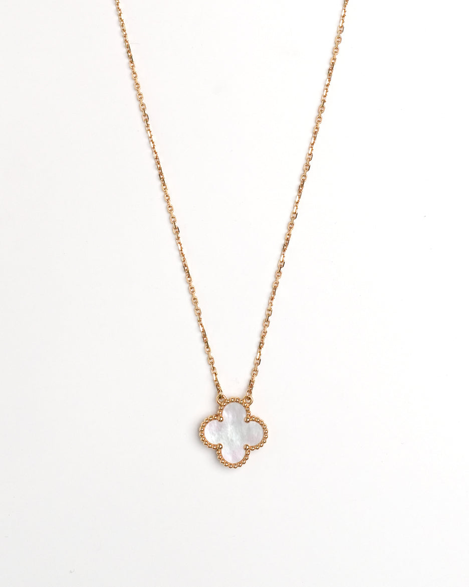 VINTAGE ALHAMBRA MOTHER OF PEARL PENDANT (2022)