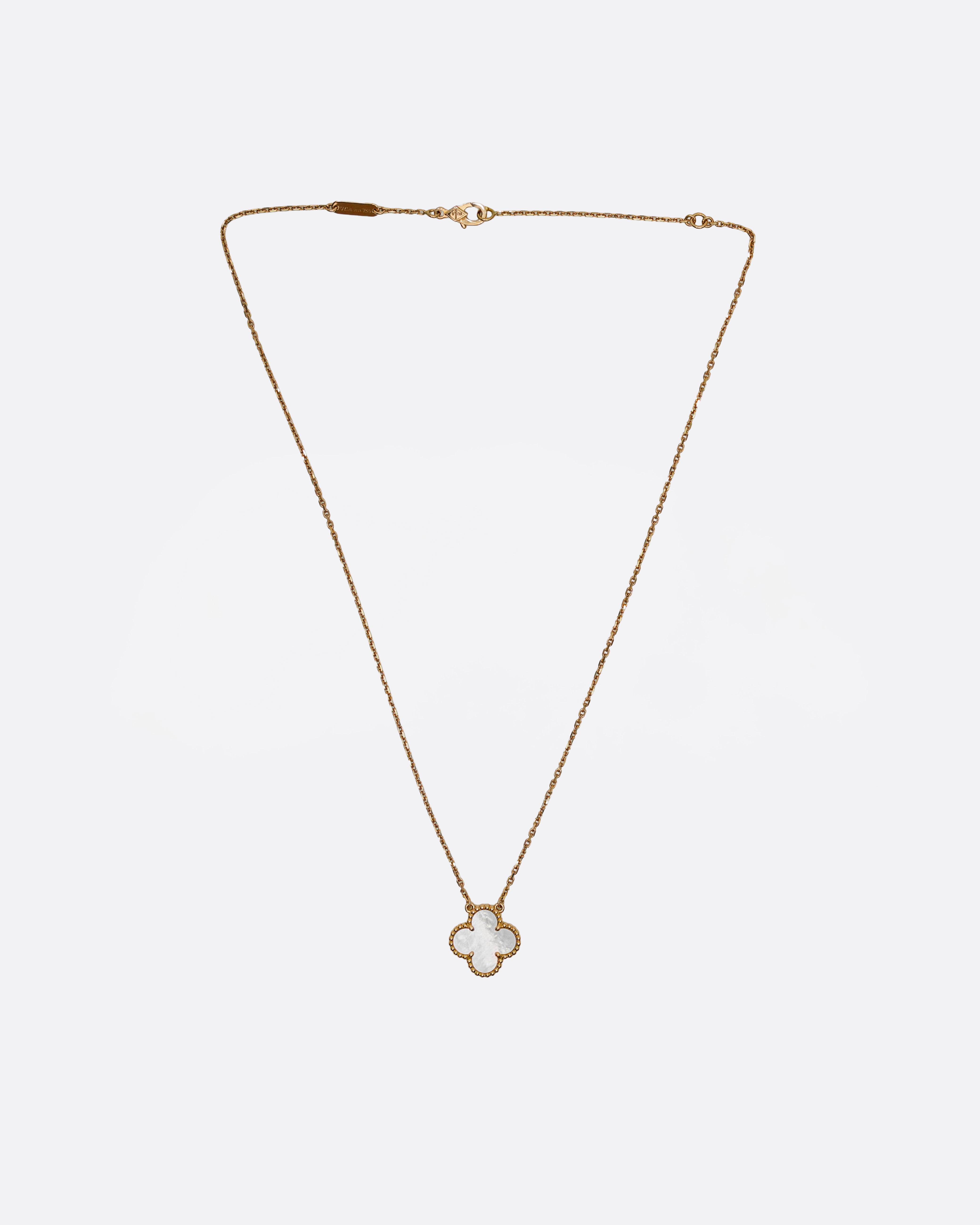 VINTAGE ALHAMBRA MOTHER OF PEARL NECKLACE (2020)
