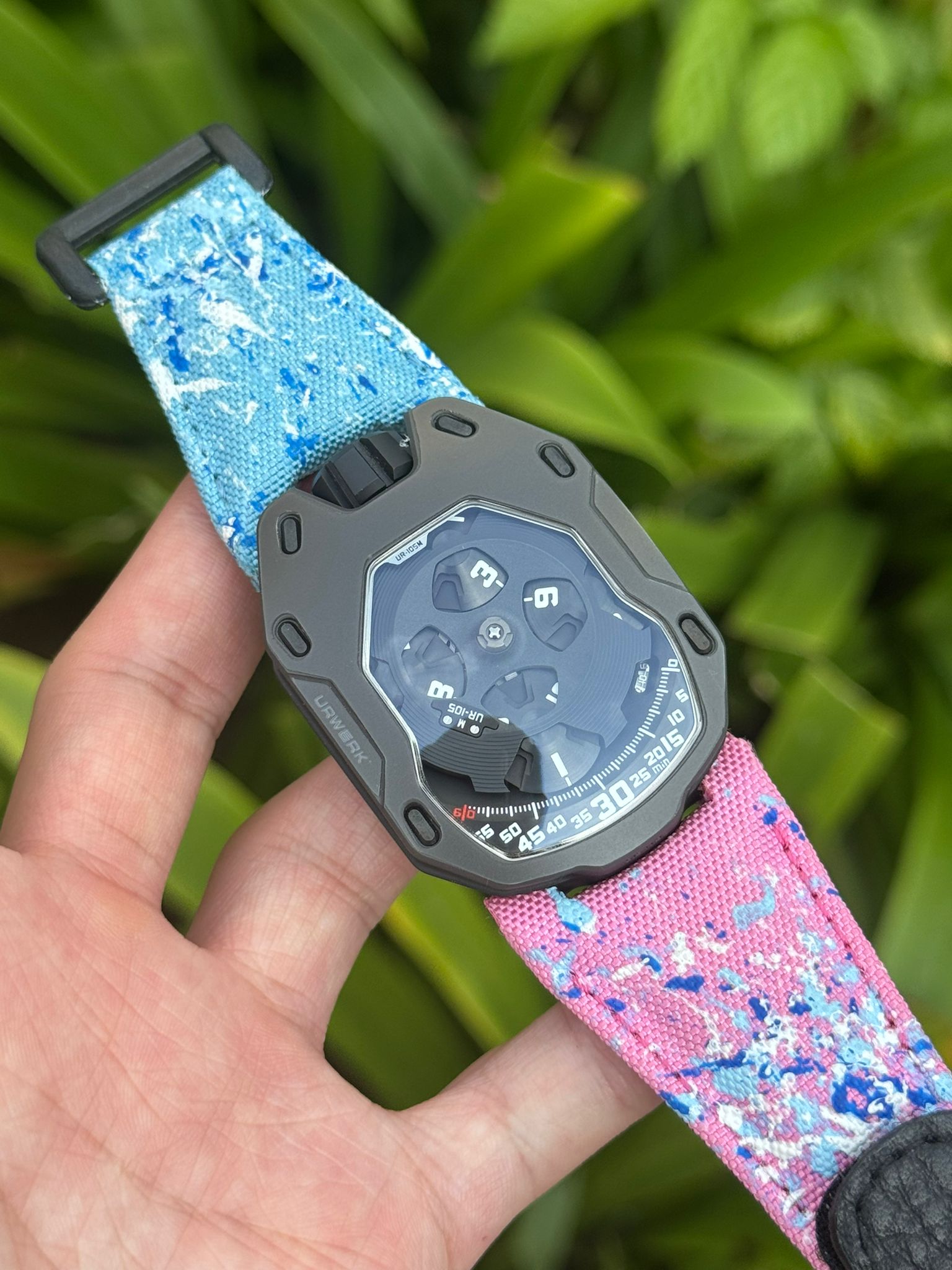 UR-105 TITANIUM KNIGHT ALL BLACK LIMITED EDITION (2014)