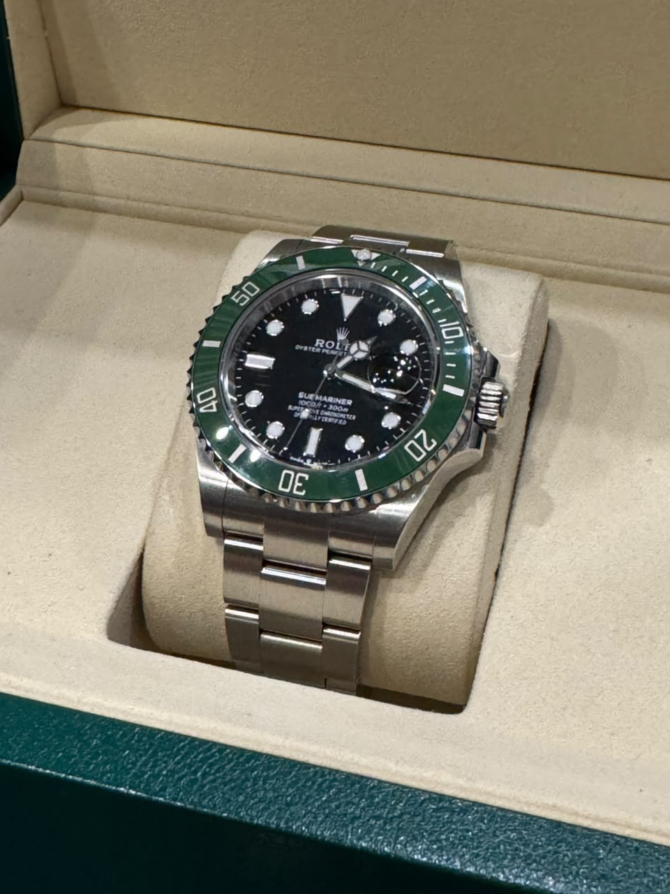 Rolex Submariner Date