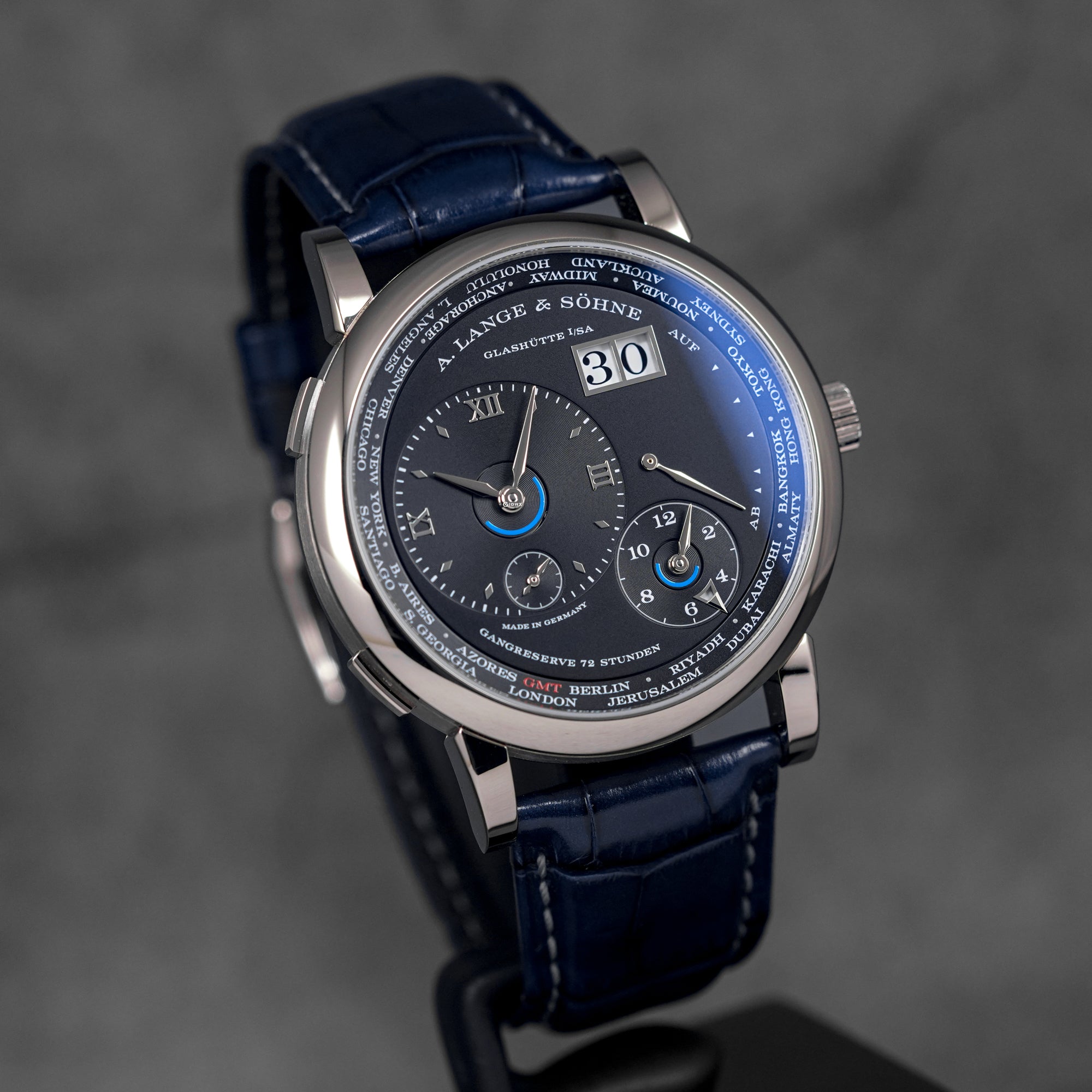 LANGE 1 TIME ZONE WHITEGOLD BLACK DIAL (2025)