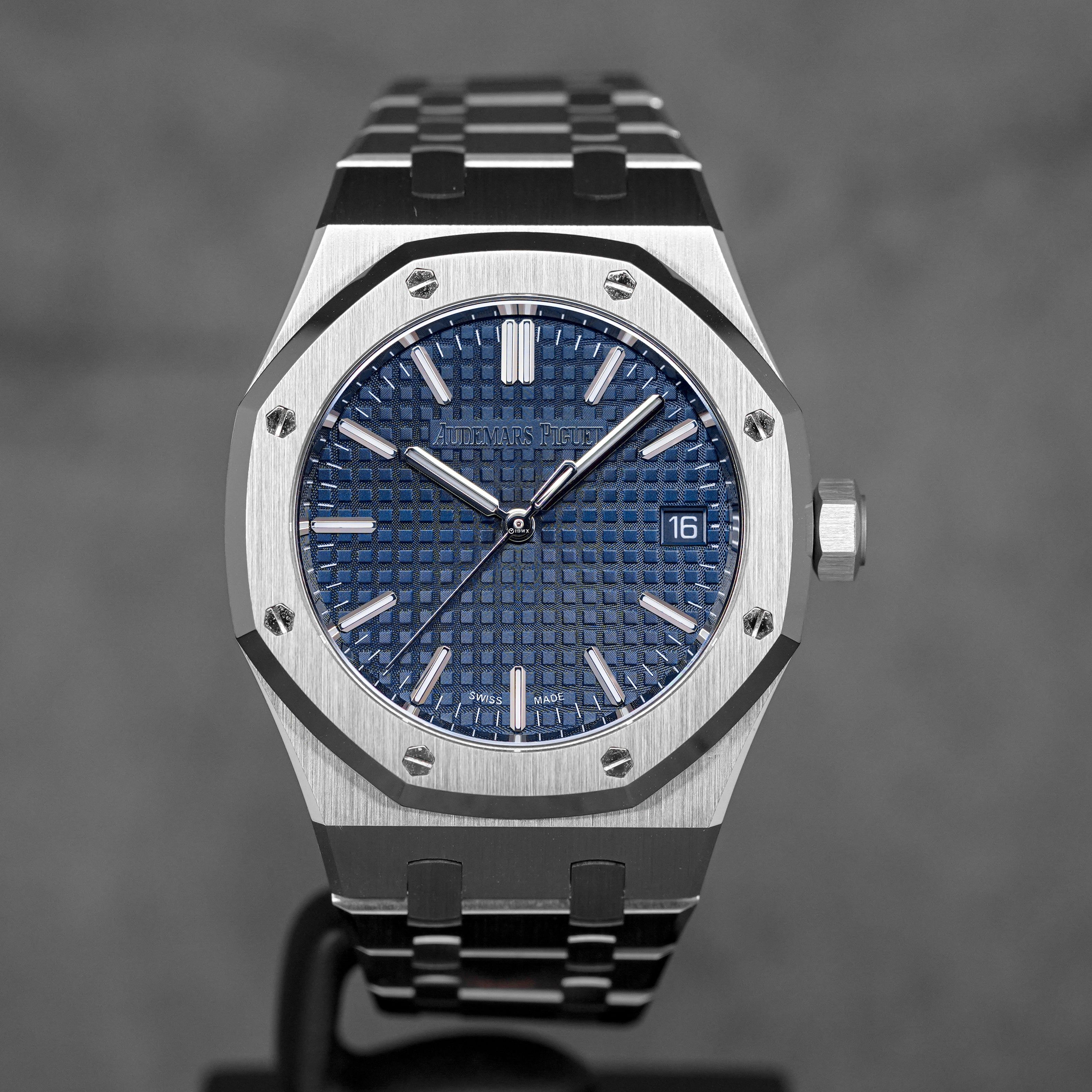 harga ap royal oak 15550 blue