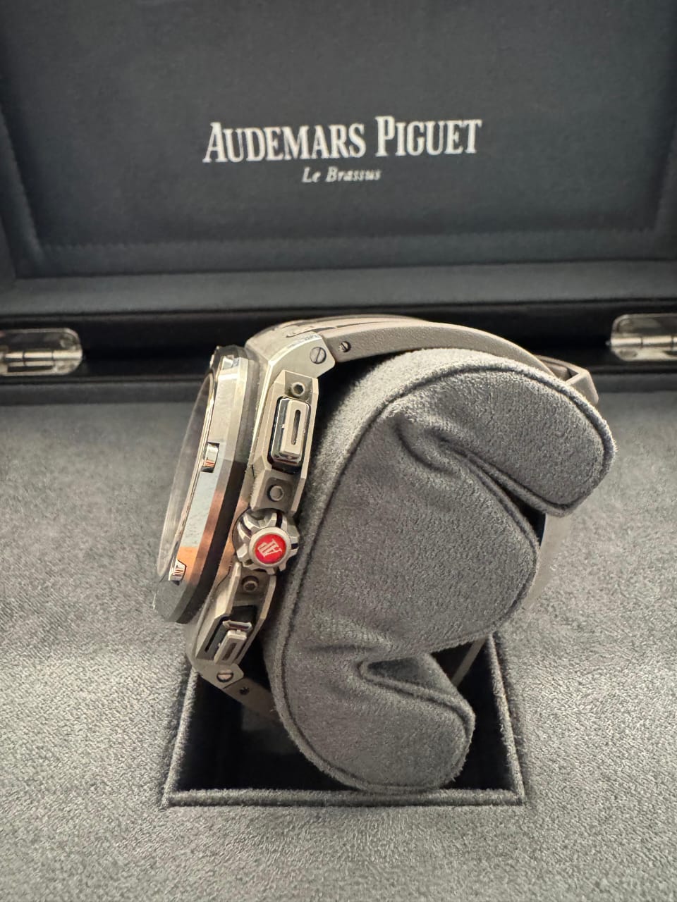 ROYAL OAK OFFSHORE CHRONOGRAPH 44MM 'SCHUMACHER' TITANIUM GREY DIAL LIMITED EDITION (2013)