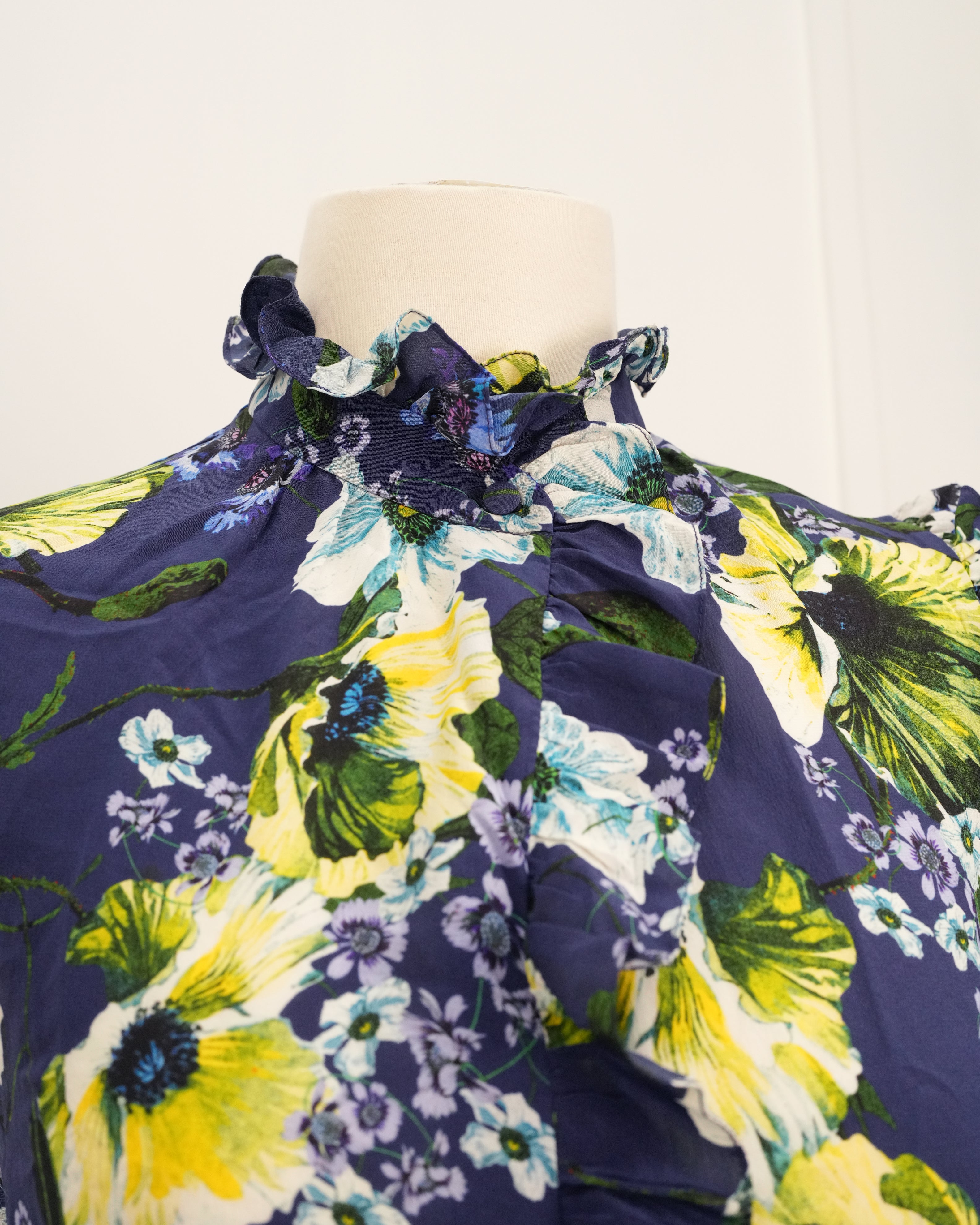 FLORAL-PRINT NAVY SILK TOP SIZE 40