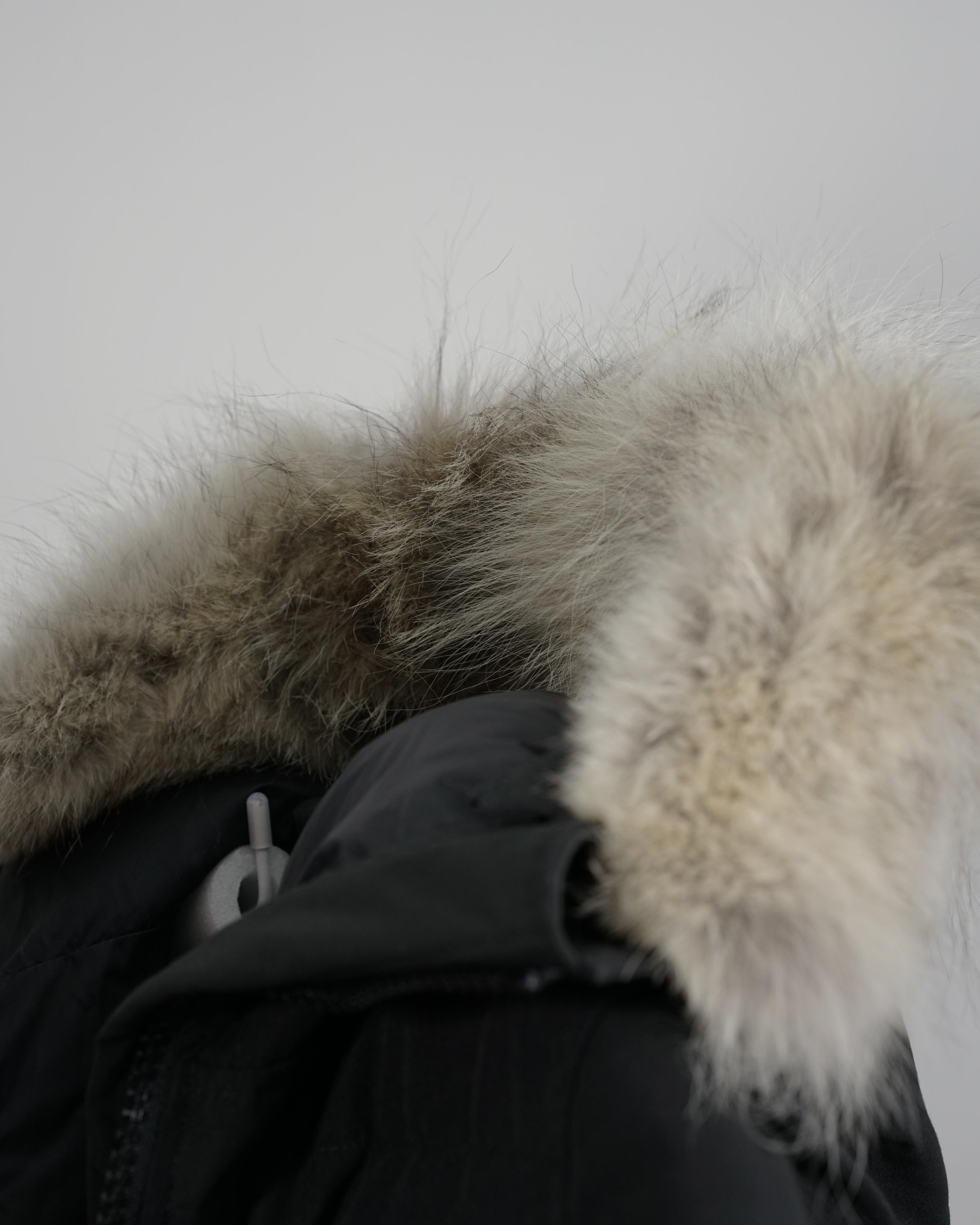 MACKENZIE DOWN JACKET BLACK SIZE S/P