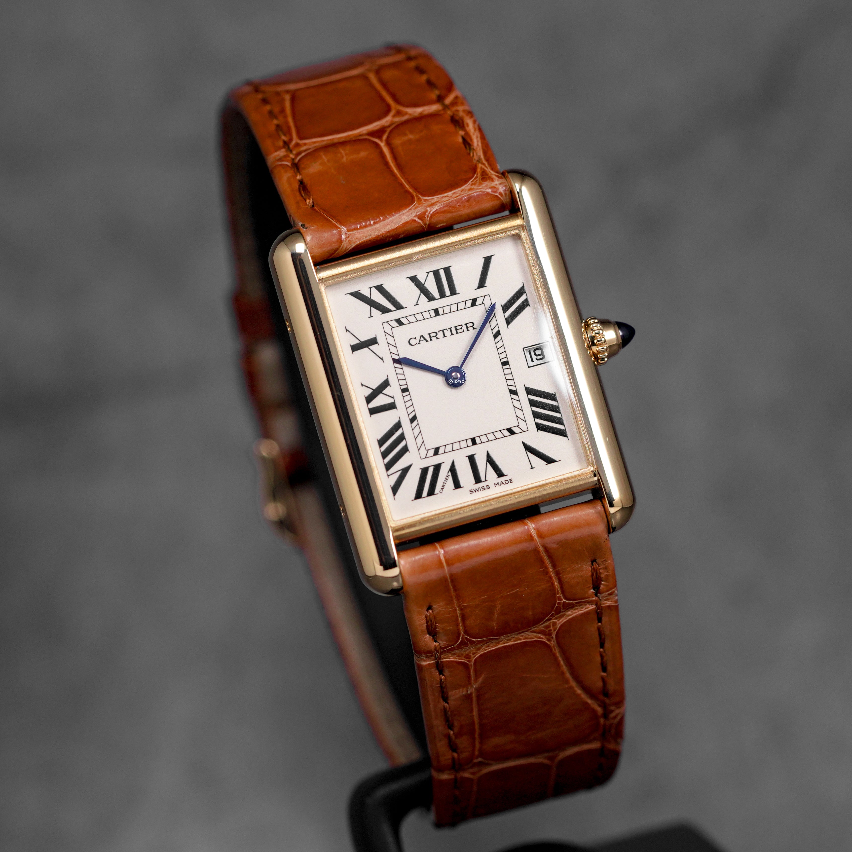 harga cartier tank louis l yellowgold silver