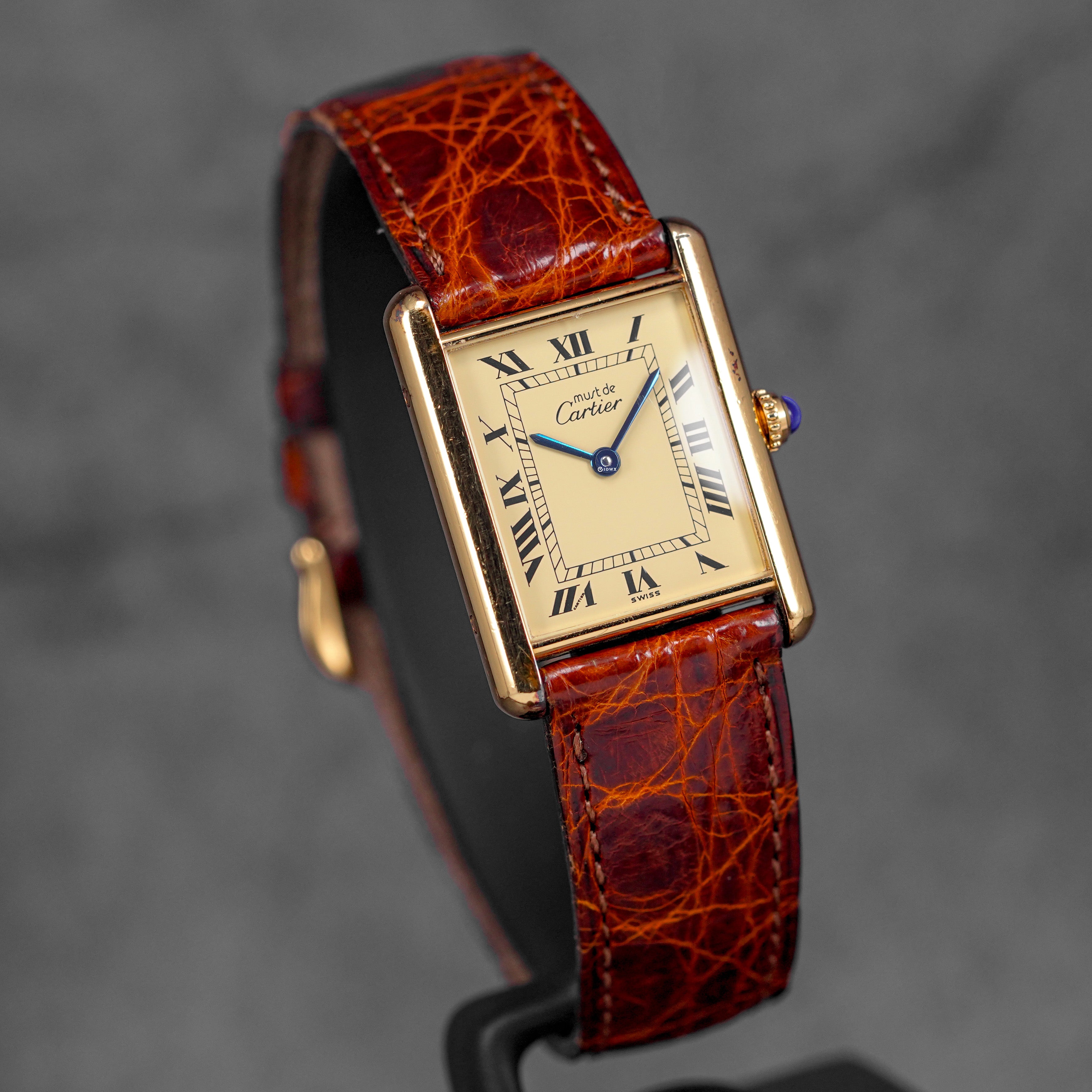 harga cartier tank must vermeil