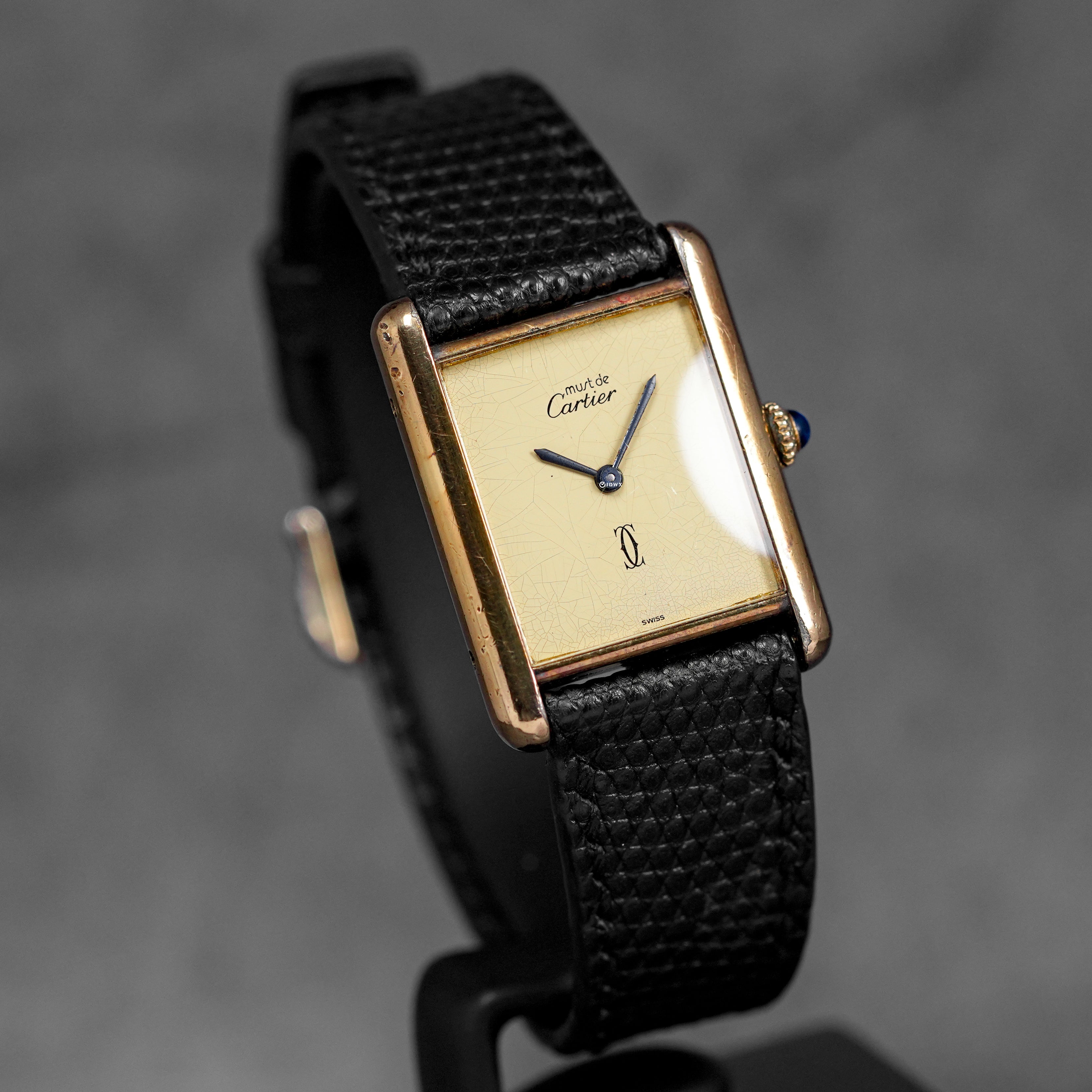 harga cartier tank must vermeil limoncino