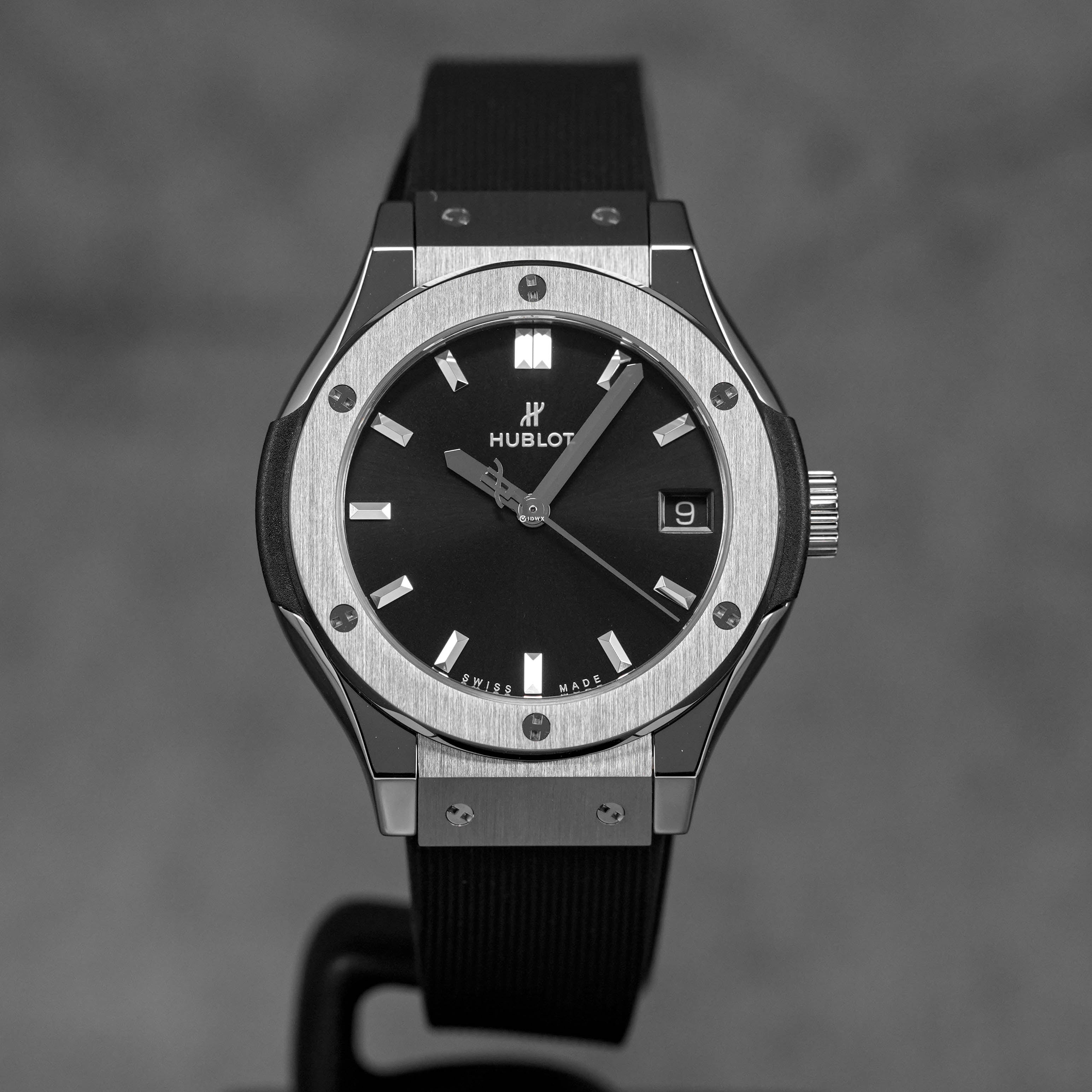 harga hublot classic fusion 33mm titanium black terbaru