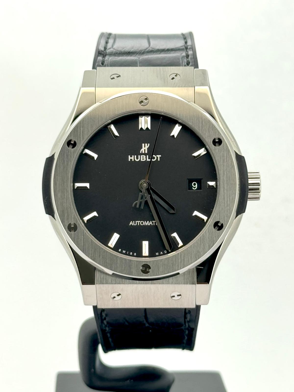 CLASSIC FUSION 42MM TITANIUM BLACK (2025)